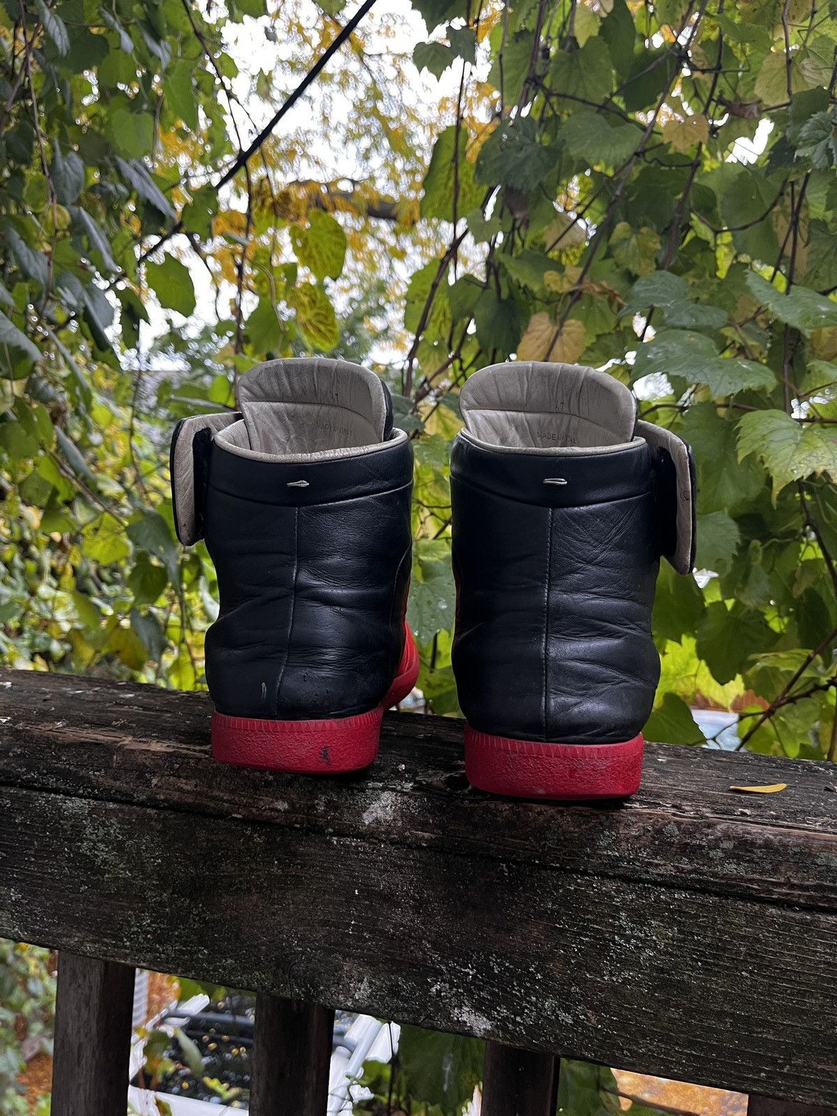 Maison Margiela Maison Margiela Future High ‘Red Black’ Size US 13 / EU 46 - 3 Thumbnail