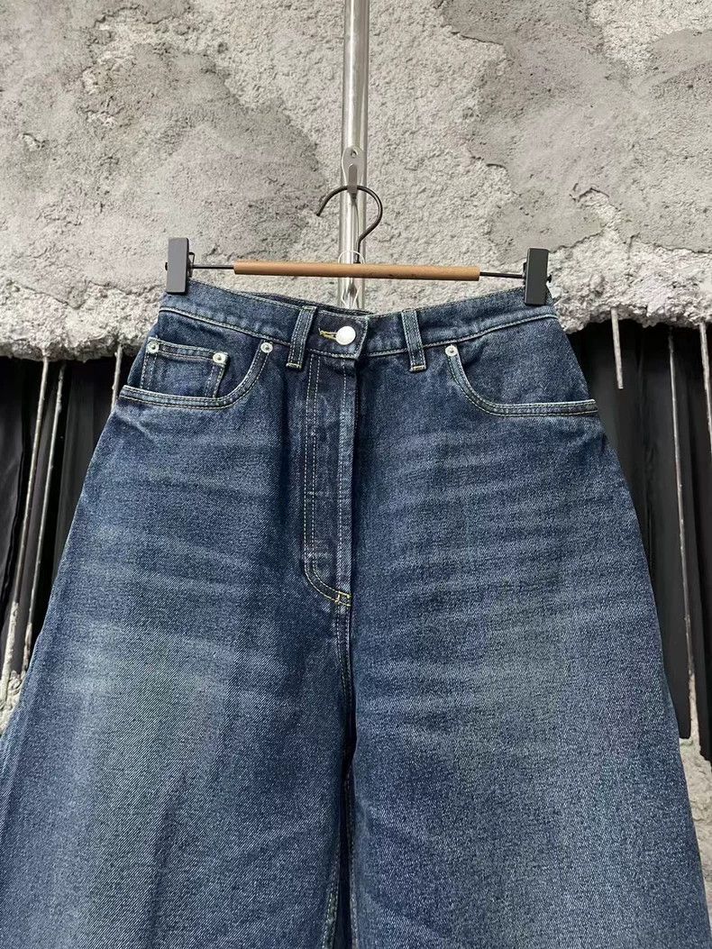 Prada Prada Gray and blue metal triangle jeans 2501-Nextarrow Size US 26 / EU 42 - 3 Thumbnail