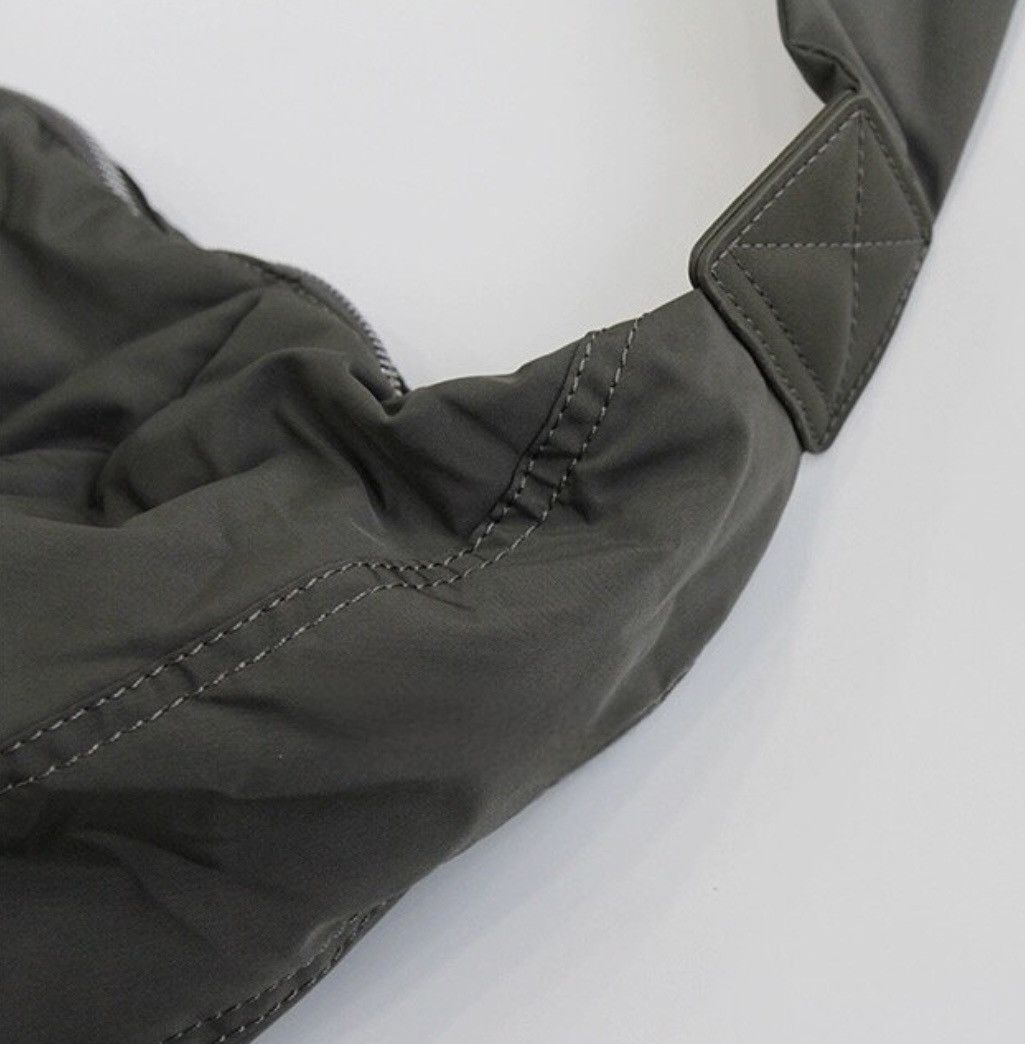 Japanese Brand × Vintage Outdoor retro puffer hobo bag shoulder messenger bag Size ONE SIZE - 6 Thumbnail