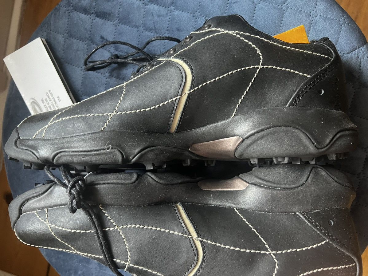 Oakley Oakley Bow Tye 2001 golf shoe new leather Size US 10 / EU 43 - 12 Thumbnail