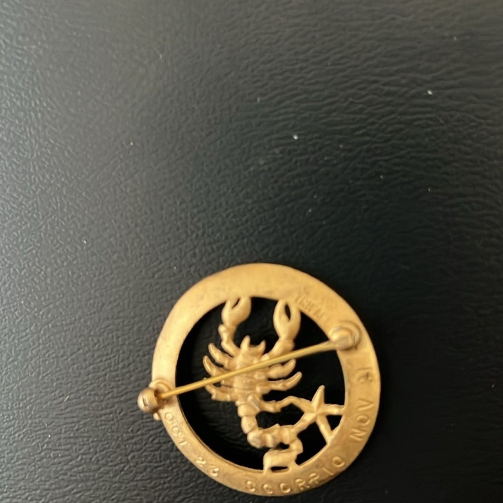 Vintage Vintage Crown Trifari Scorpio Brooch Size ONE SIZE - 4 Thumbnail