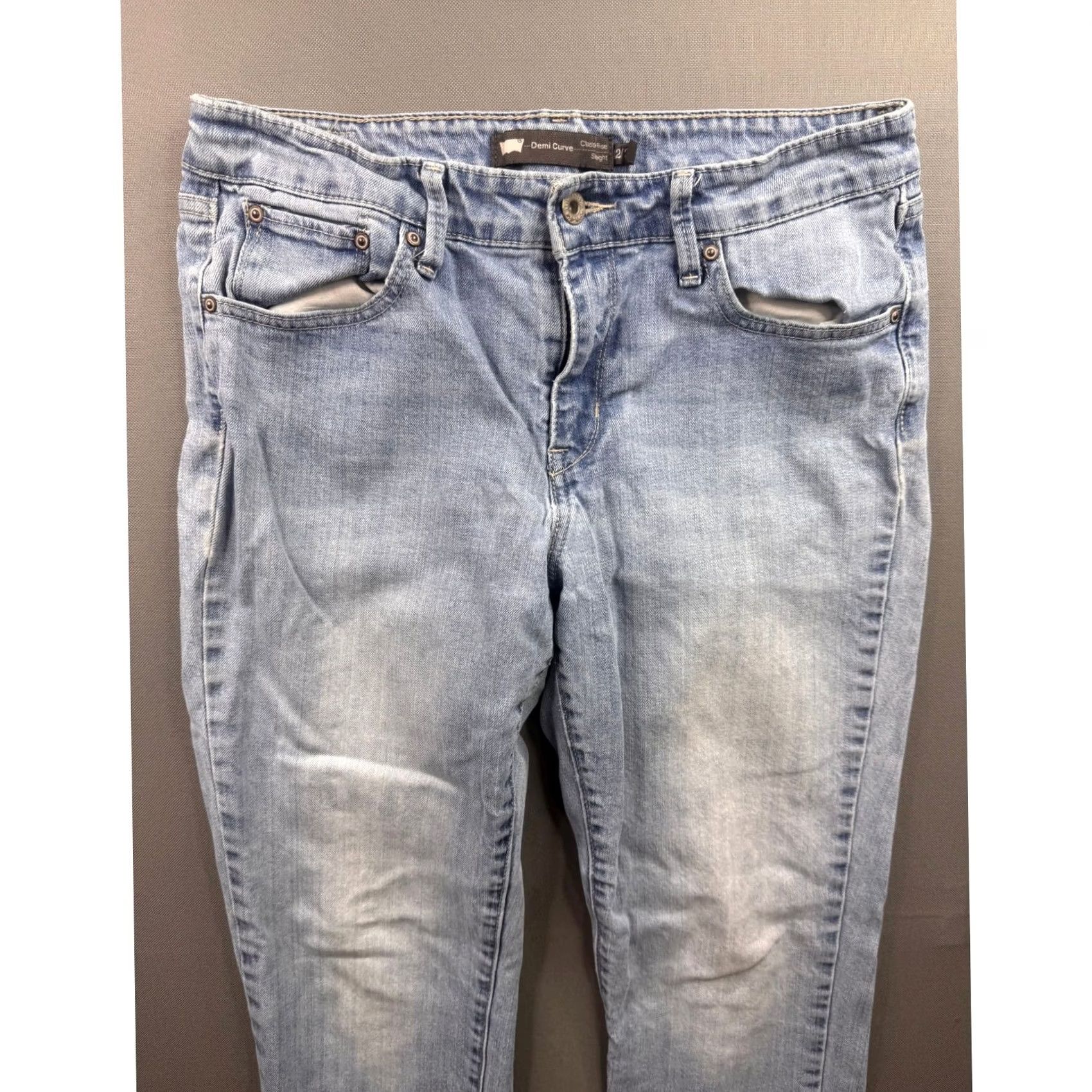 Levi's Levi's Demi Curve Straight Leg Jeans Women Light Wash 31x32 Denim 5-Pocket Zip Fly Classic Rise/Medium Waist Womens Size 24" / US 00 / IT 34 - 2 Thumbnail