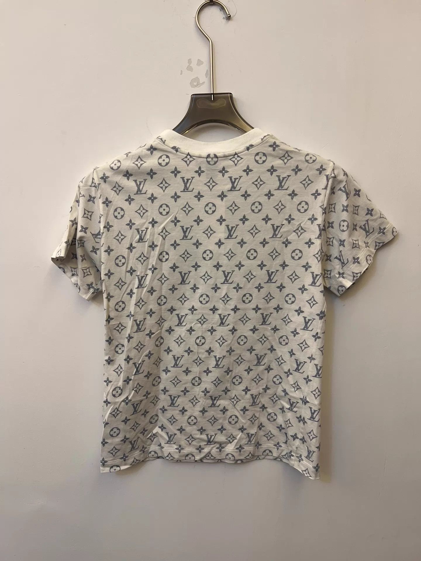 Louis Vuitton LOUIS VUITTON Monogram Neck Chain White T-shirt XS Size XS / US 0-2 / IT 36-38 - 2 Thumbnail
