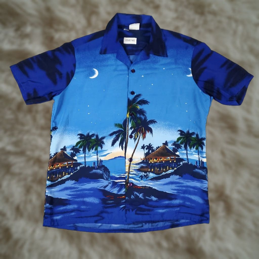 Vintage Kennington Shirt Mens Large Blue Hawaiian Camp Collar Button Up Polyester Size US L / EU 52-54 / 3 - 1 Thumbnail