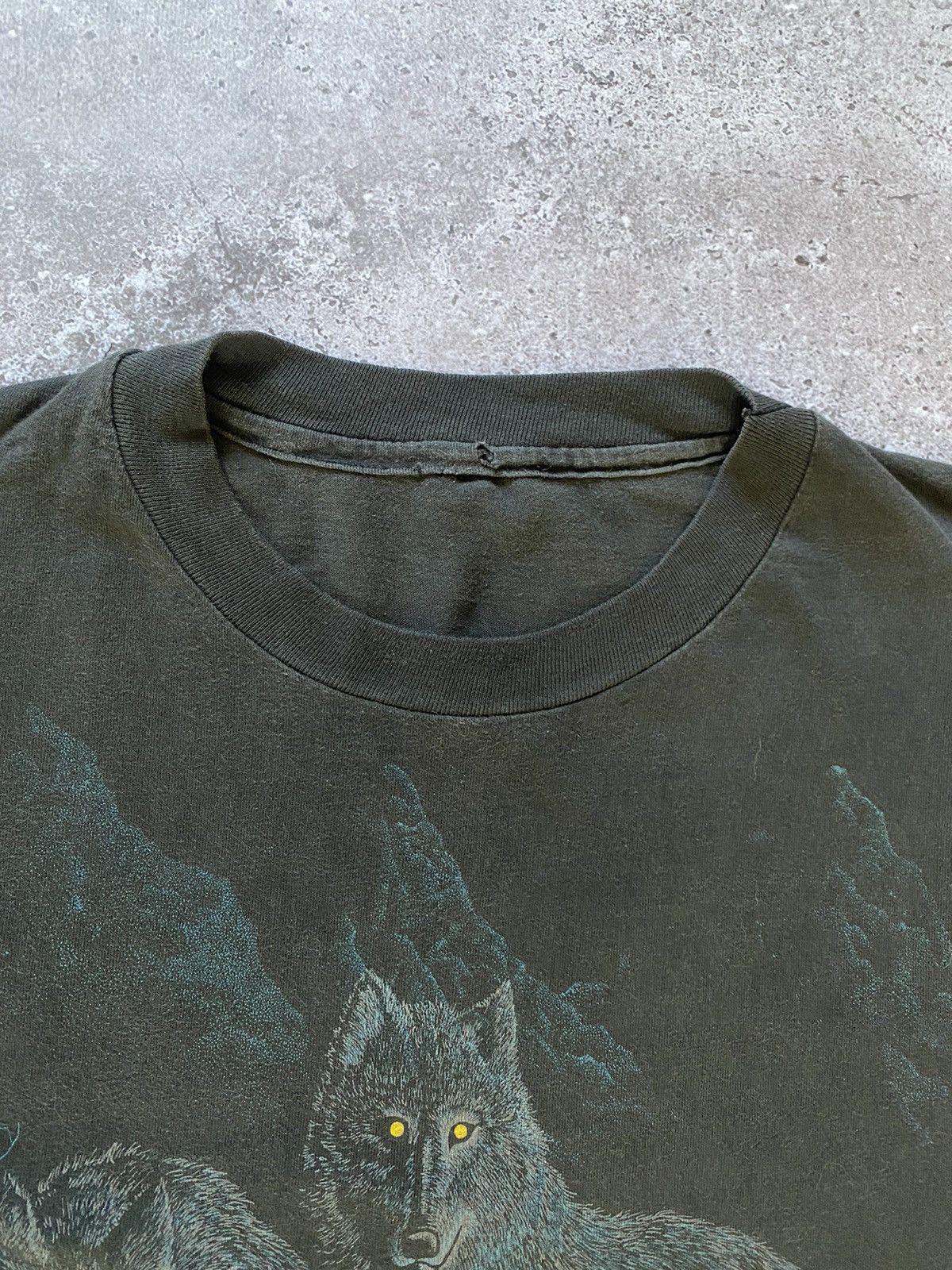 Vintage Vintage 90s Wolf T-shirt Made in USA Forest Night Y2K Size US XL / EU 56 / 4 - 2 Thumbnail
