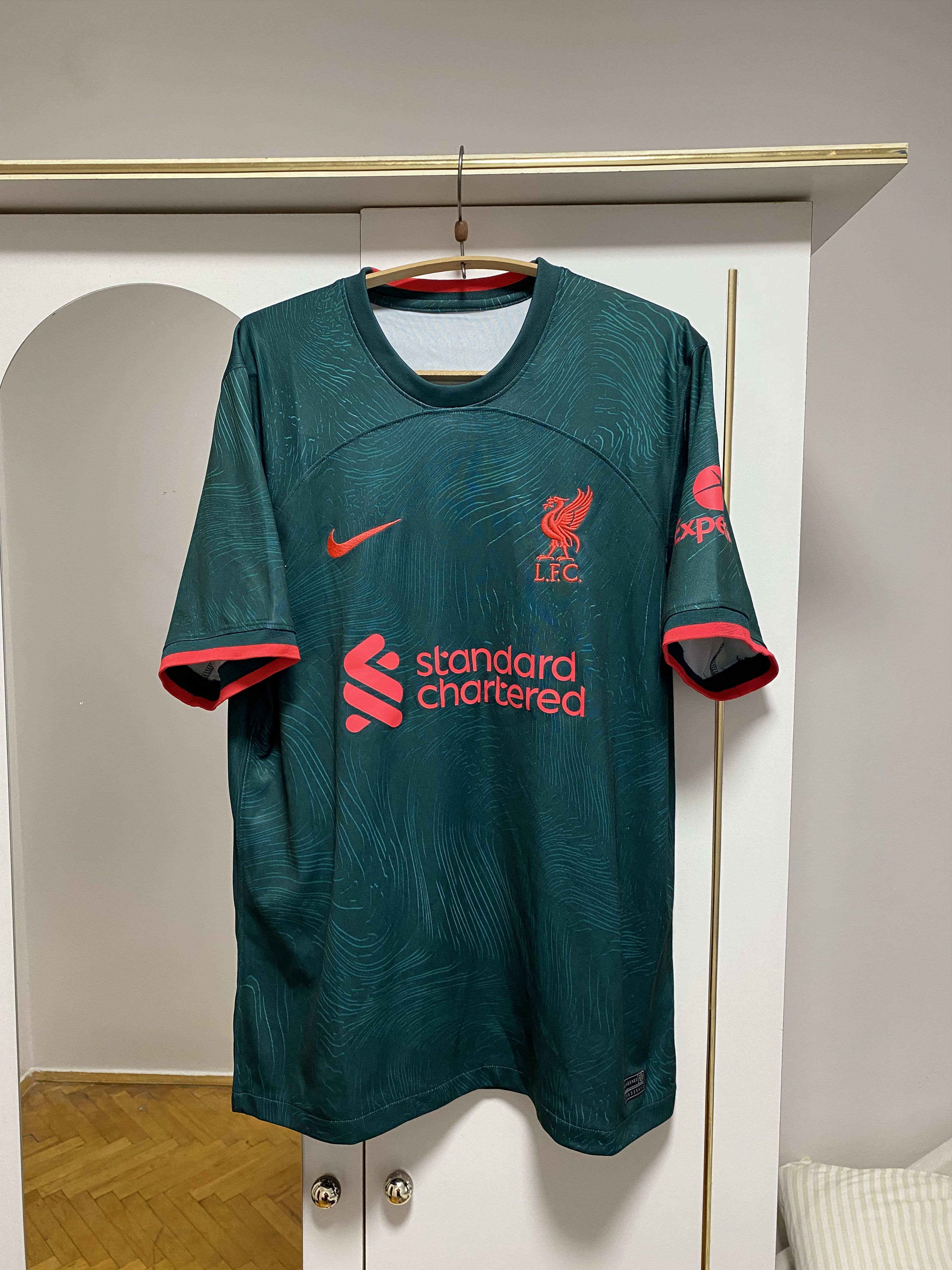 Nike Liverpool 2022 third Nike soccer football jersey Size US L / EU 52-54 / 3 - 1 Thumbnail