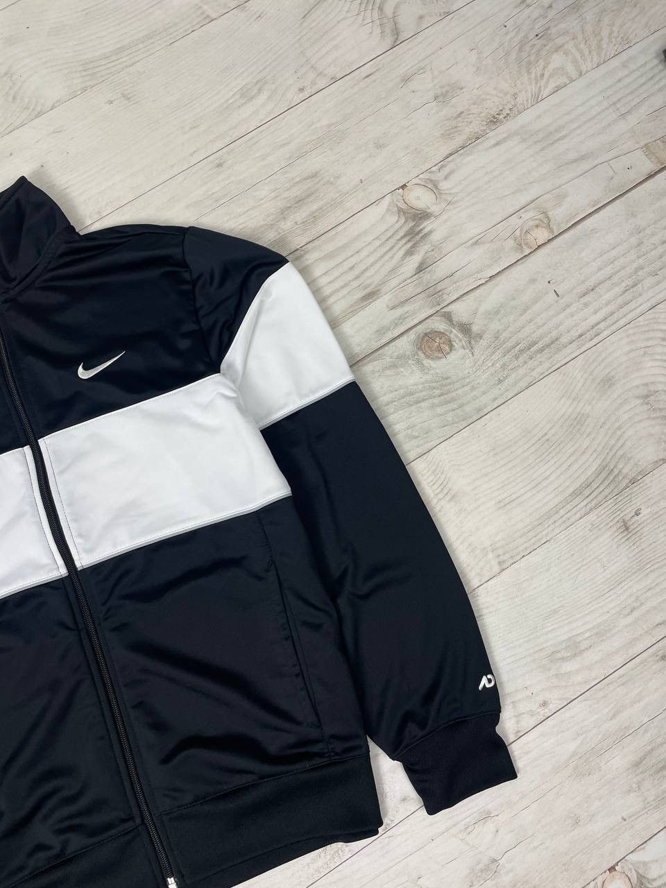Nike Vintage Nike Track Jacket 00s Swoosh Drill Size US L / EU 52-54 / 3 - 5 Thumbnail