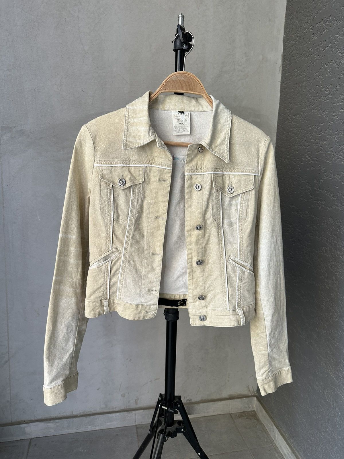 Just Cavalli Just Cavalli denim jacket size S Vintage 90’s Size S / US 4 / IT 40 - 1 Thumbnail