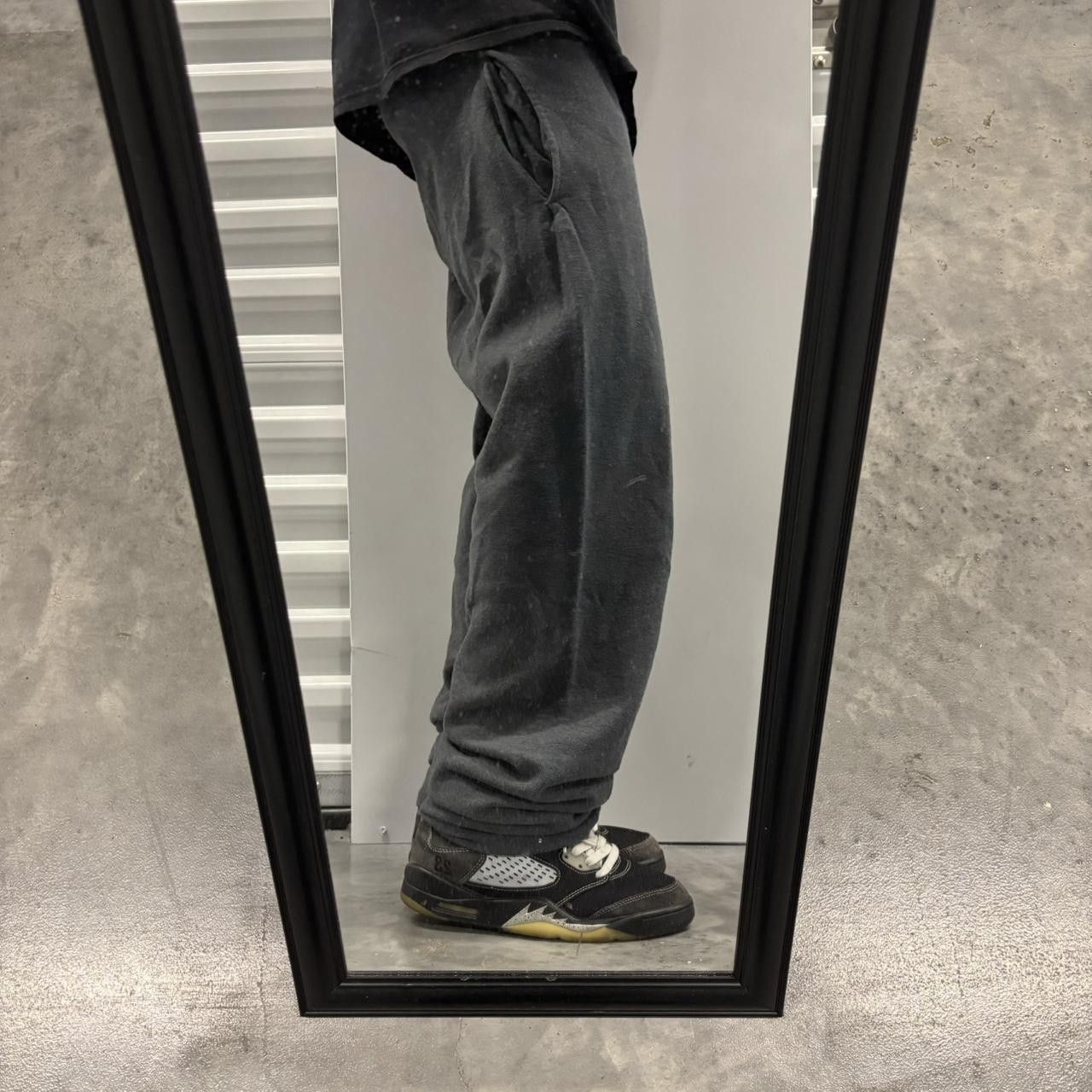 Japanese Brand × Vintage Crazy Vintage Y2K/2000s Dark Grey Essential Sweatpants! Size US 28 / EU 44 - 2 Thumbnail