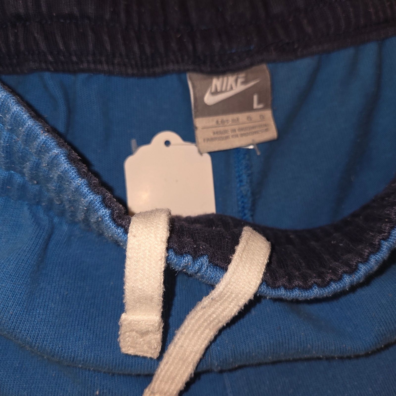 Nike Men's Nike Blue Shorts with Hidden Drawstring - Size Large Size US 36 / EU 52 - 3 Thumbnail