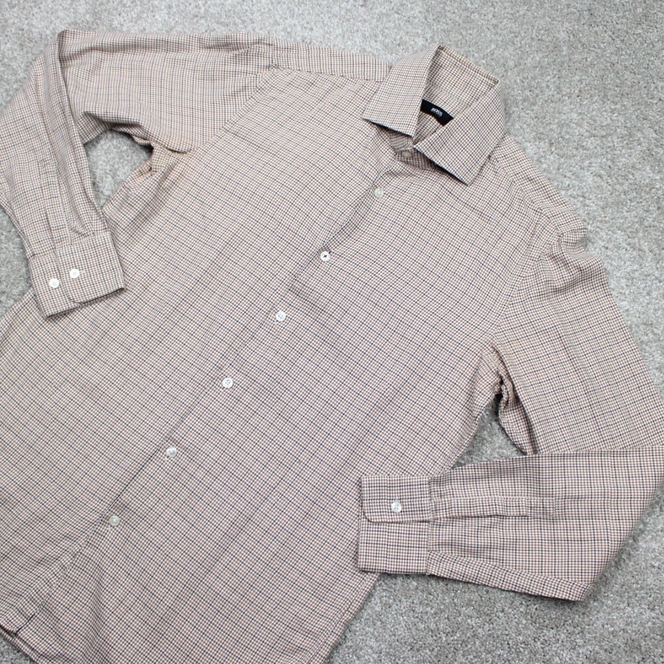 Hugo Boss HUGO BOSS Dress Shirt Mens 15 32/33 Brown White Cotton L/S Button Collar Check 21 in Chest Size 40R - 4 Thumbnail