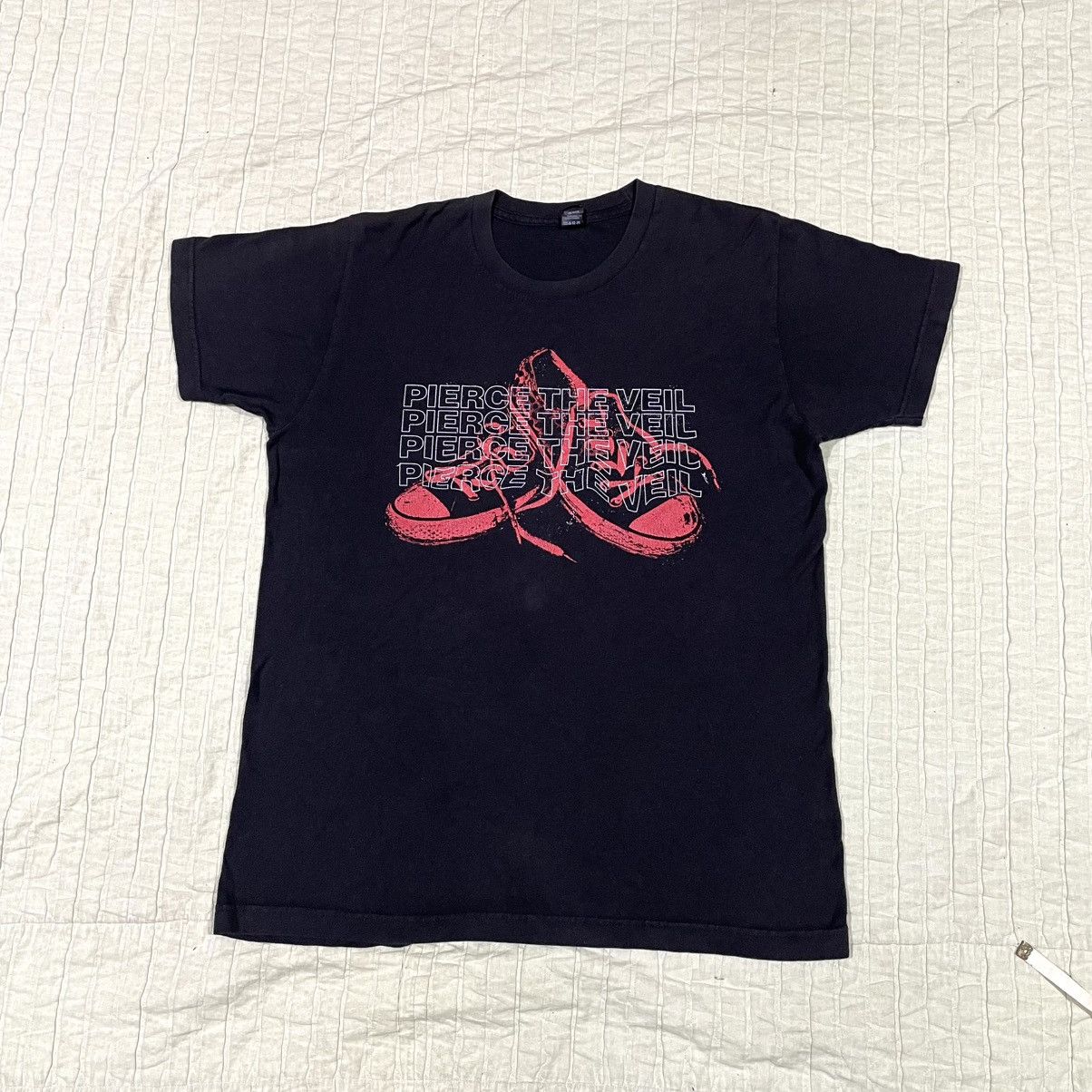 Band Tees Vintage Pierce The Veil Band Rare T Shirt Size US M / EU 48-50 / 2 - 2 Thumbnail