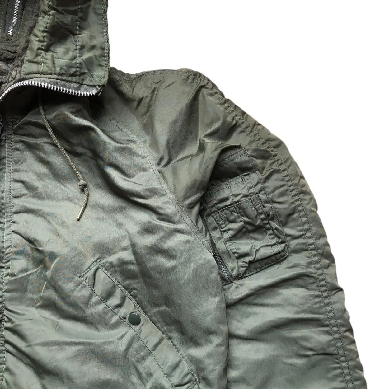 Alpha Industries Vintage 90s Alpha Industries N2B Hoodie Bomber Jacket Size US M / EU 48-50 / 2 - 5 Thumbnail
