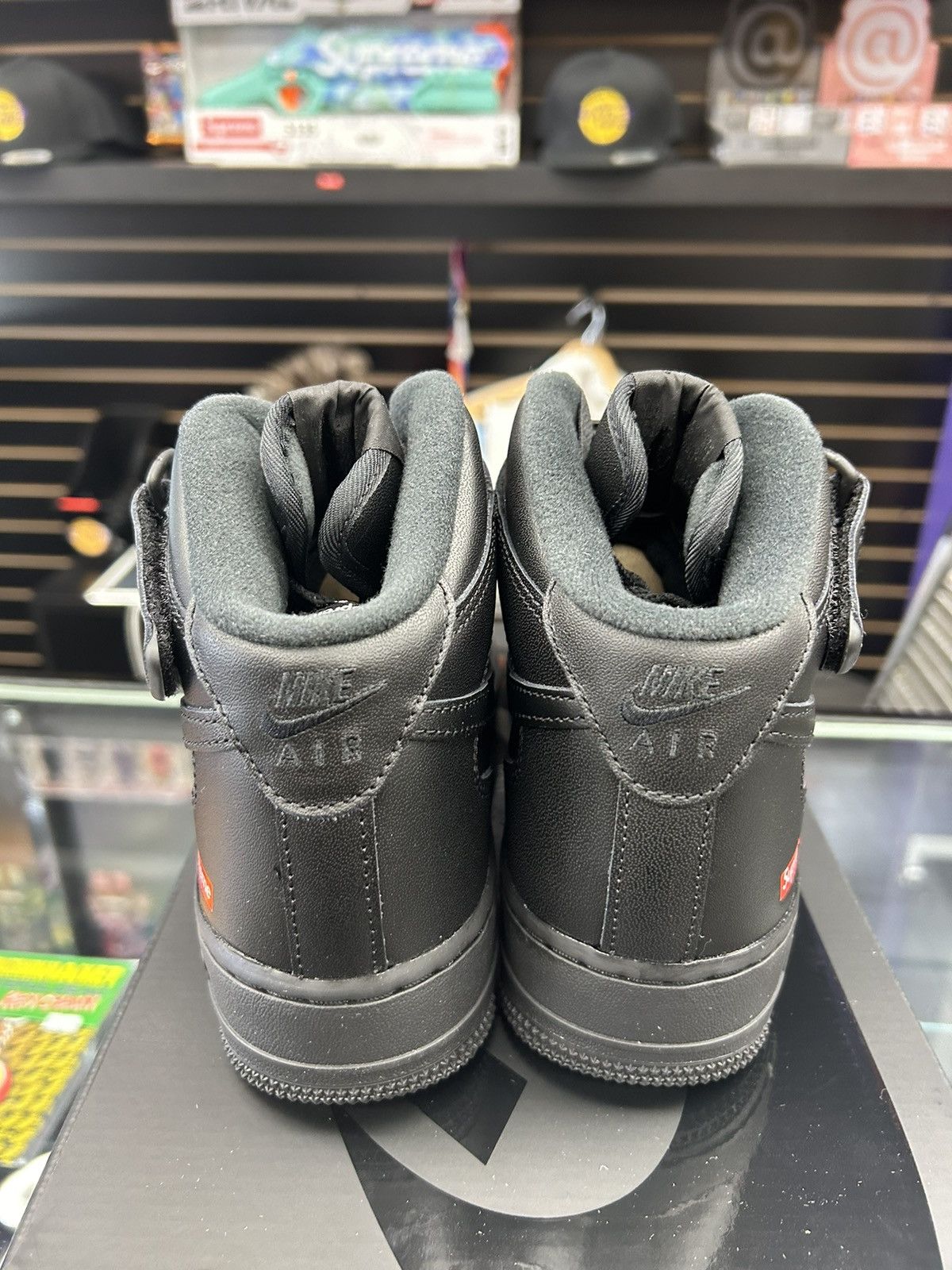 Nike × Supreme Nike x Supreme Air Force 1 (high top) Size US 6 / EU 39 - 4 Thumbnail