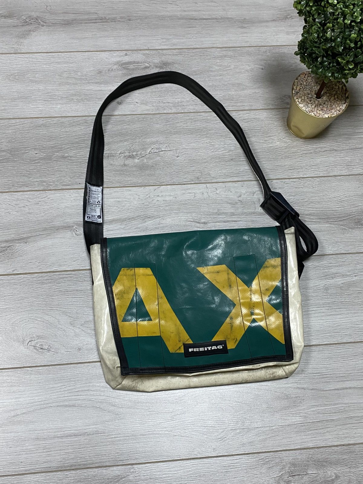 Freitag × Vintage Freitag🇨🇭X 3 in 1 recycle ♻️ waterproof vintage Zurich bag Size ONE SIZE - 2 Thumbnail
