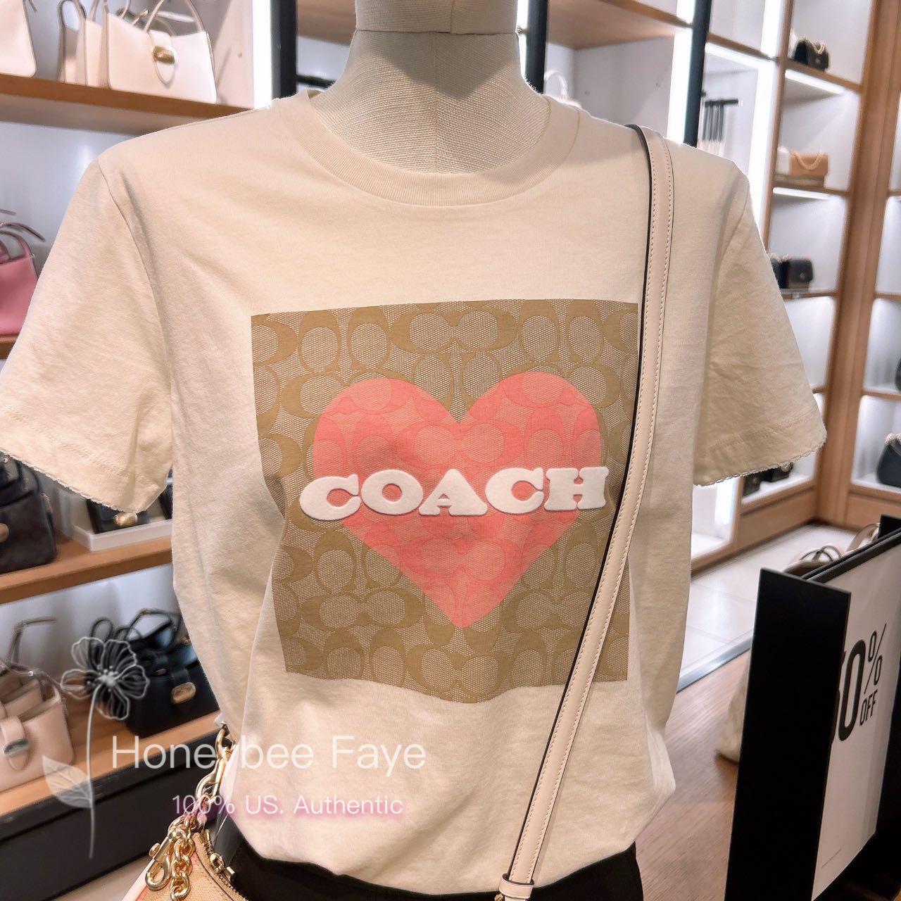 image of NWT Coach Women's Signature Heart T Shirt Cp228 in Cream (Size Small)