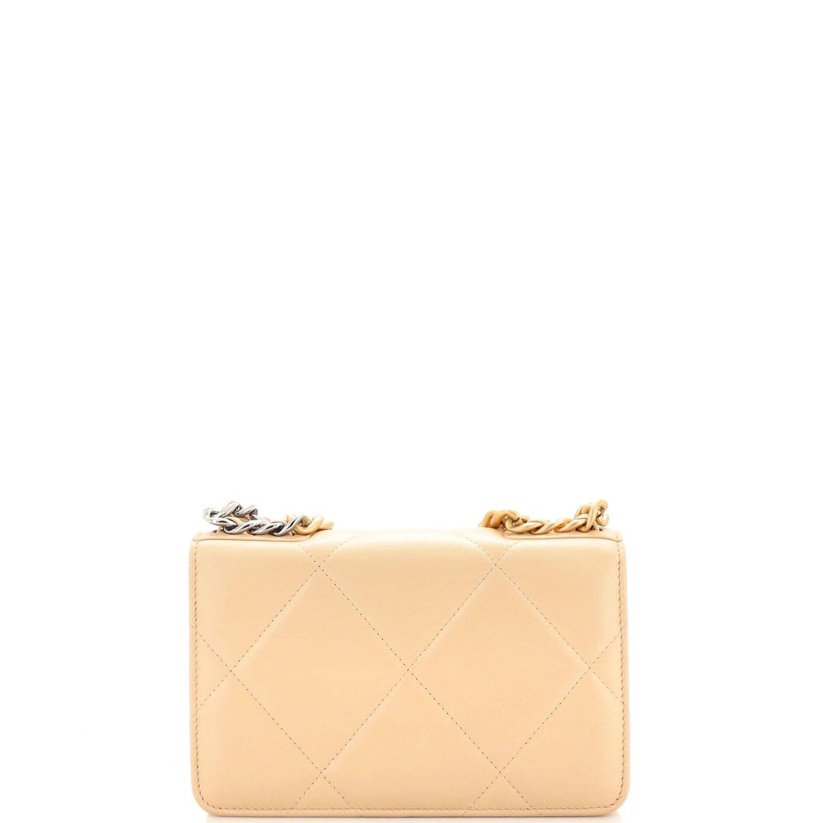 19 Wallet on Chain Quilted Lambskin None