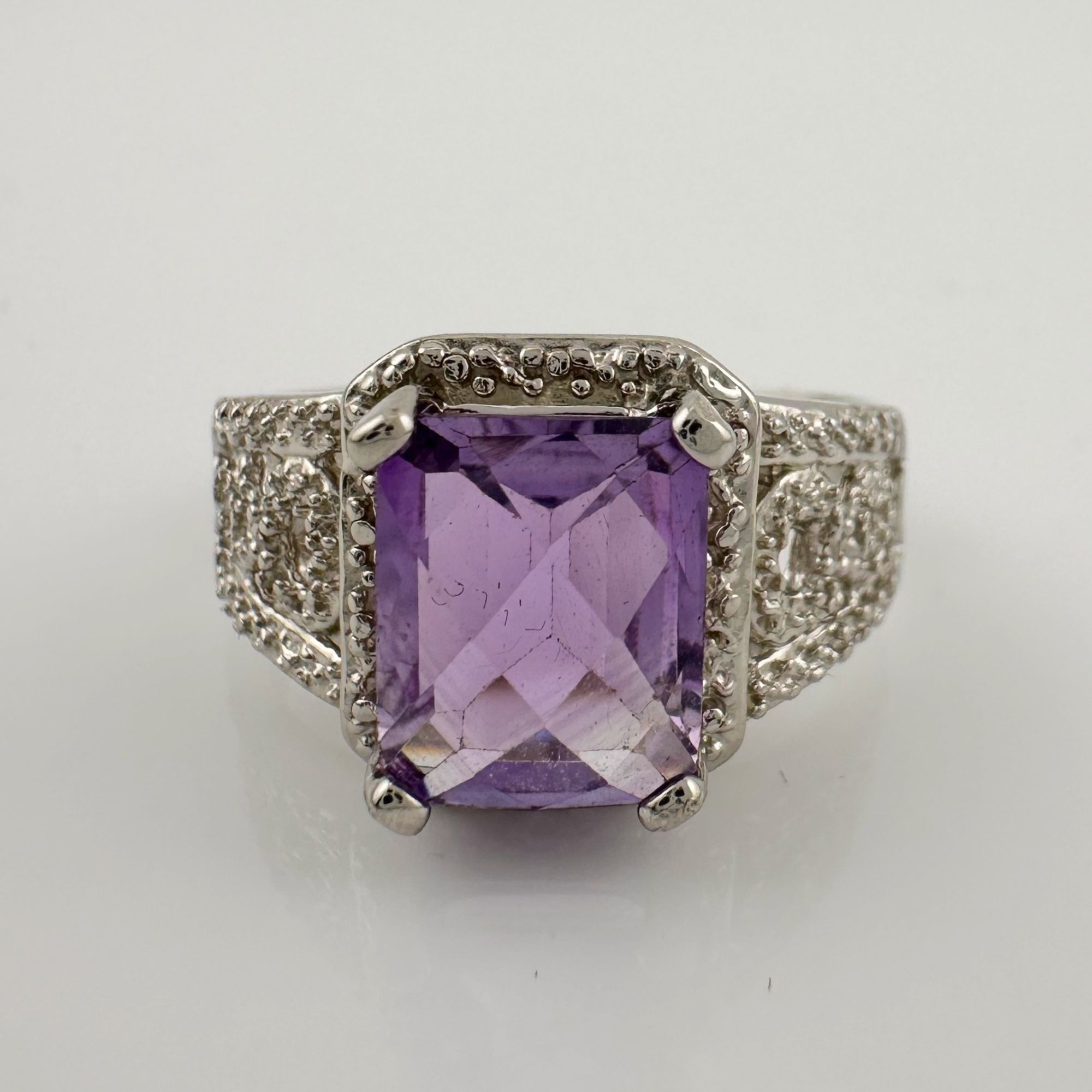 Other Beautiful Emerald Cut 2.25 Carat Amethyst Ring - Sz 8 Size ONE SIZE - 12 Thumbnail