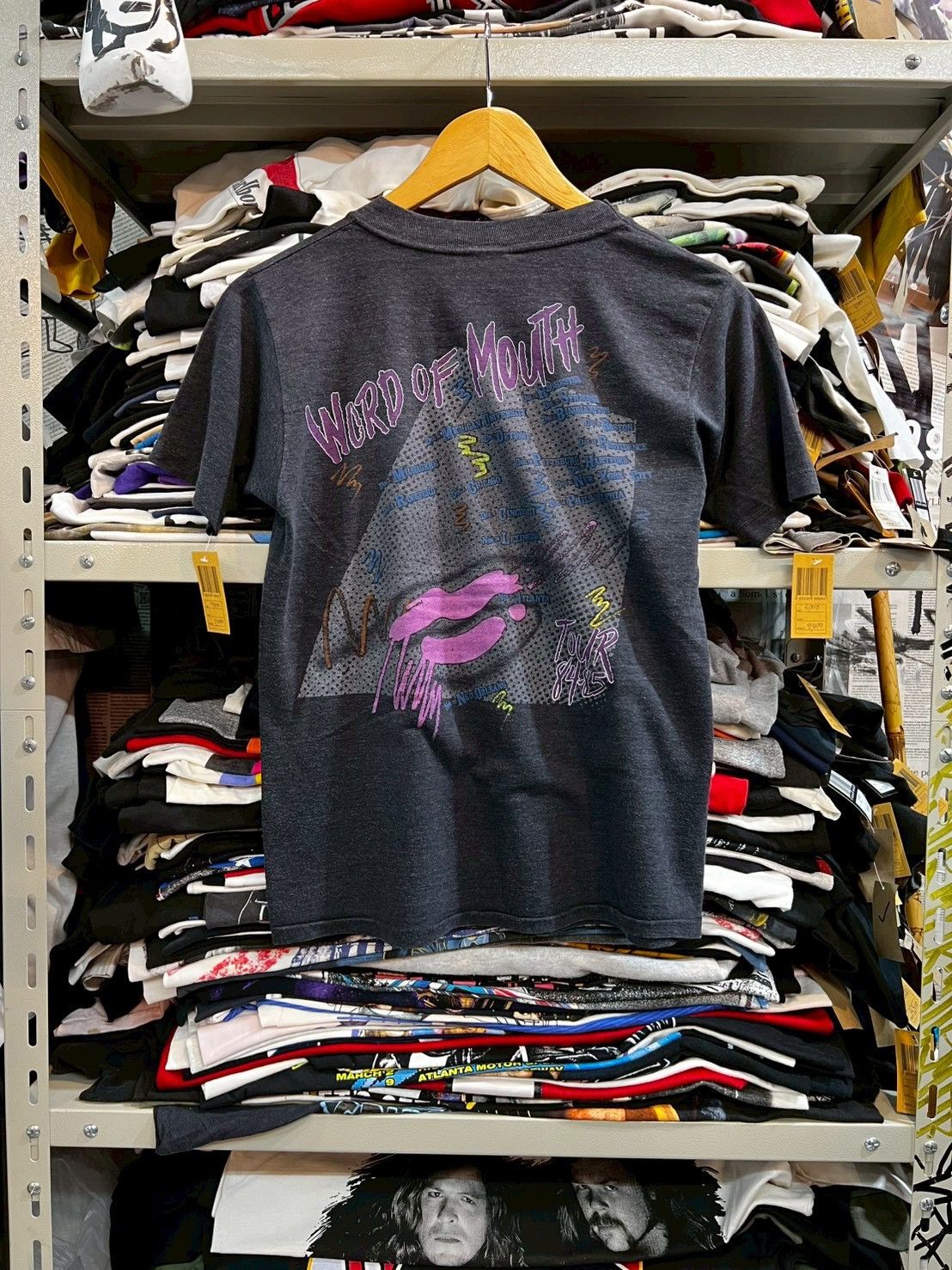 Band Tees The Kinks 1985‘s Size US M / EU 48-50 / 2 - 6 Thumbnail