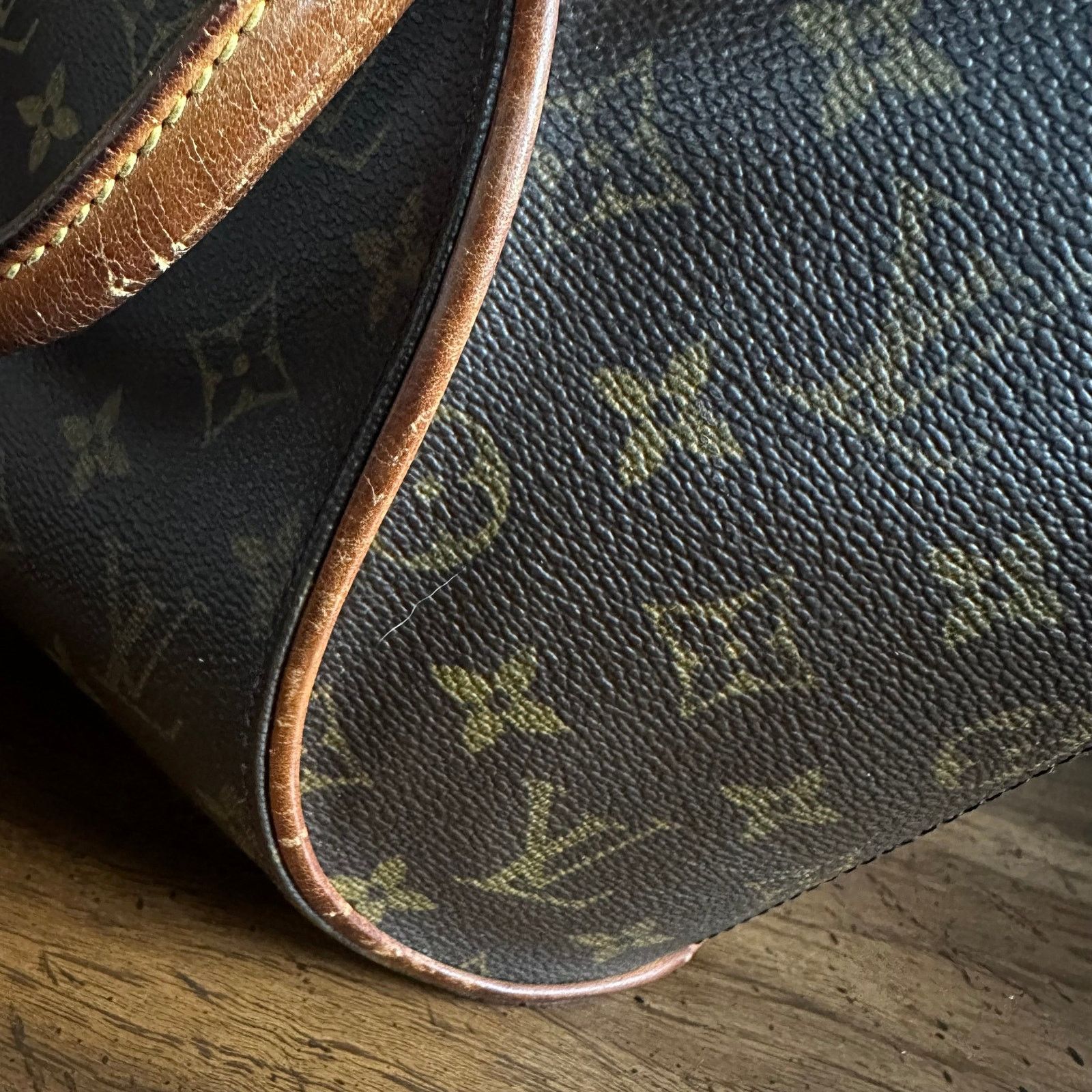 Louis Vuitton Vintage Louis Vuitton 1997 Monogram Ellipse PM Bag Size ONE SIZE - 14 Thumbnail