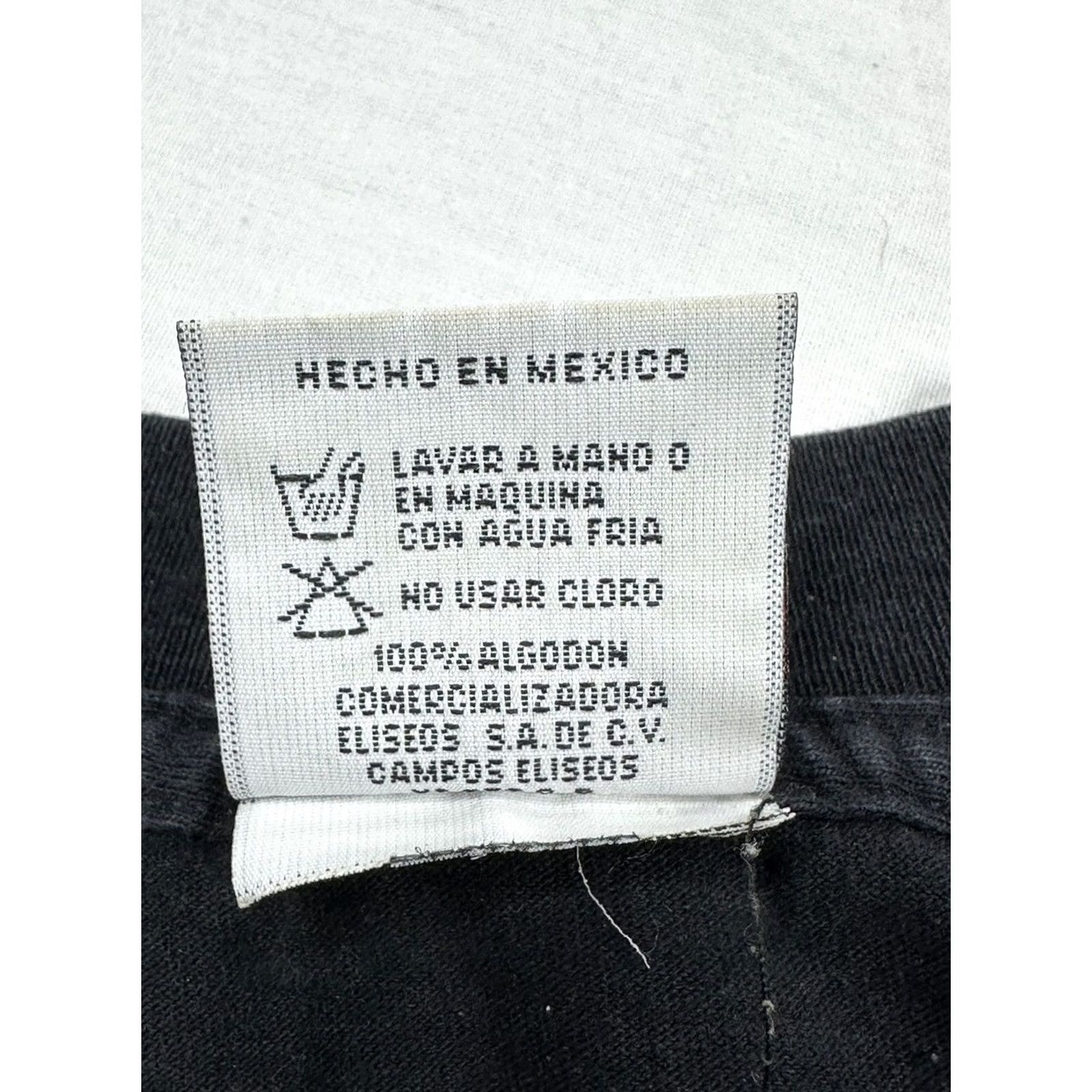 Hard Rock Cafe VINTAGE Hard Rock T-Shirt Mens Graphic Logo 90s 1990s TIJUANA MEXICO Gray XL, Cotton, Short Sleeve, Crew Neck, Logo, 90s, 80s? Size US M / EU 48-50 / 2 - 6 Thumbnail