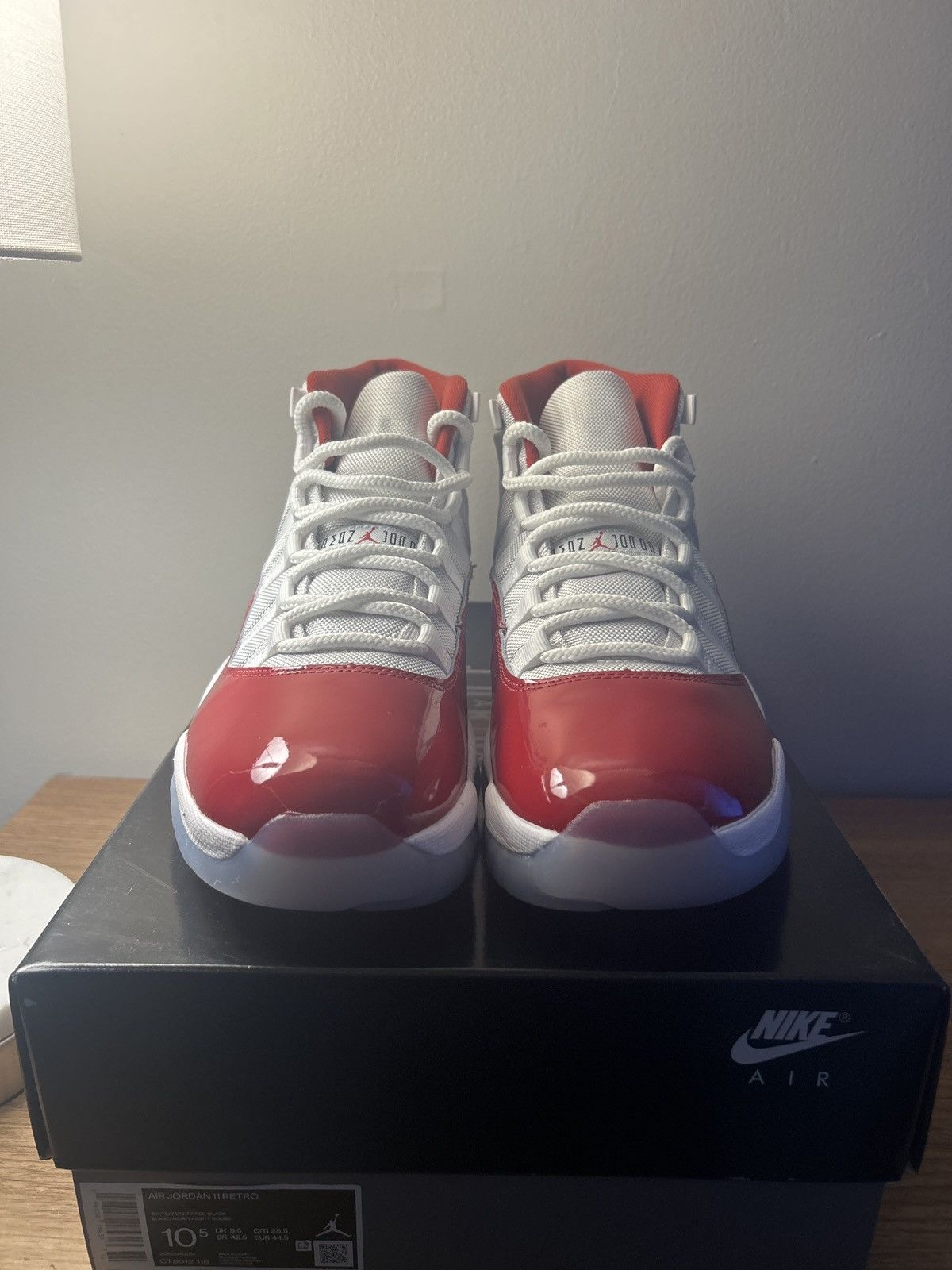 Jordan Brand Jordan 11 high cherry Size US 10.5 / EU 43-44 - 4 Thumbnail
