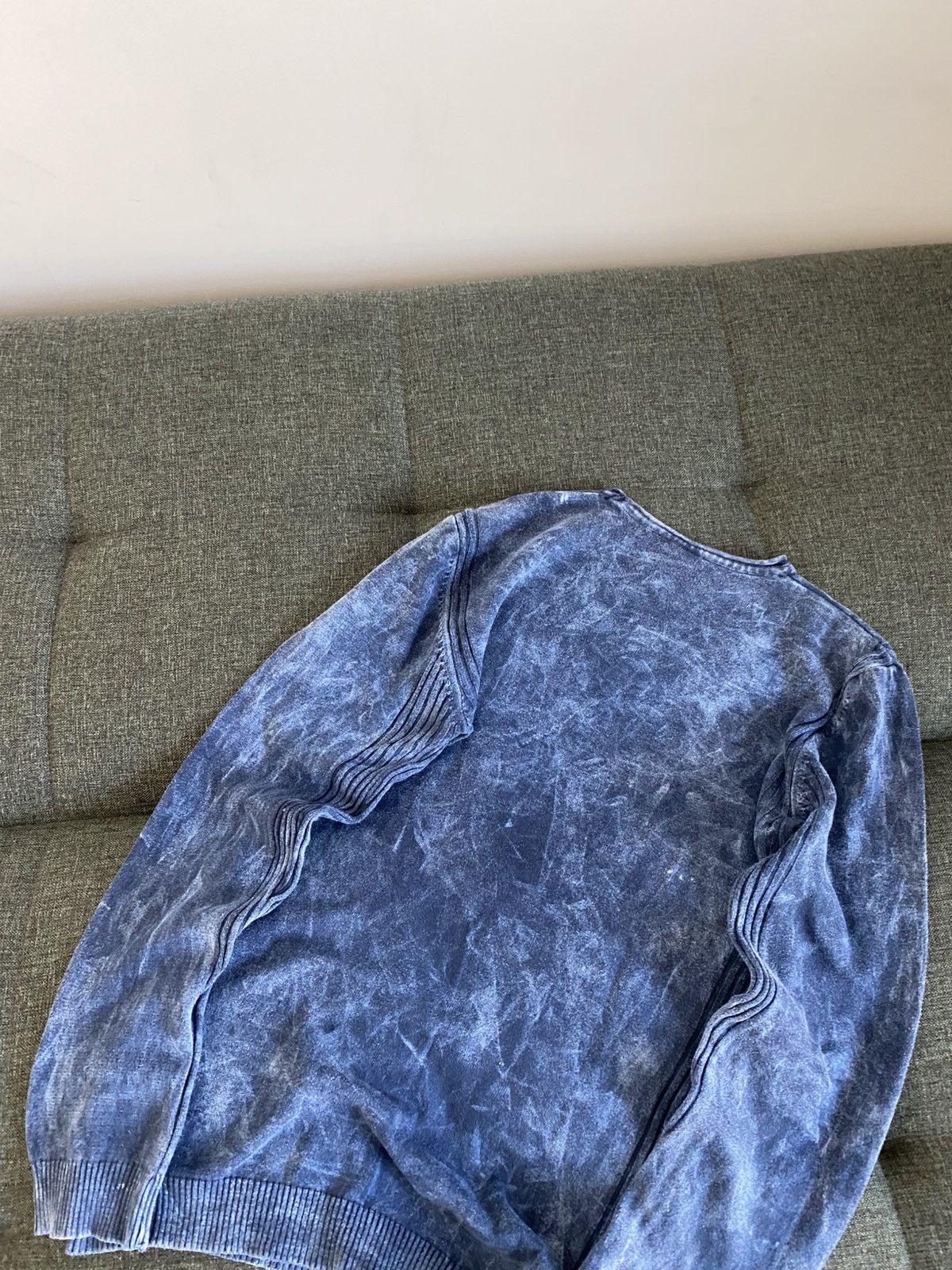 Armani Vintage Armani Sweater Faded Washed Slim Japanese Avant Gard Size US M / EU 48-50 / 2 - 10 Thumbnail