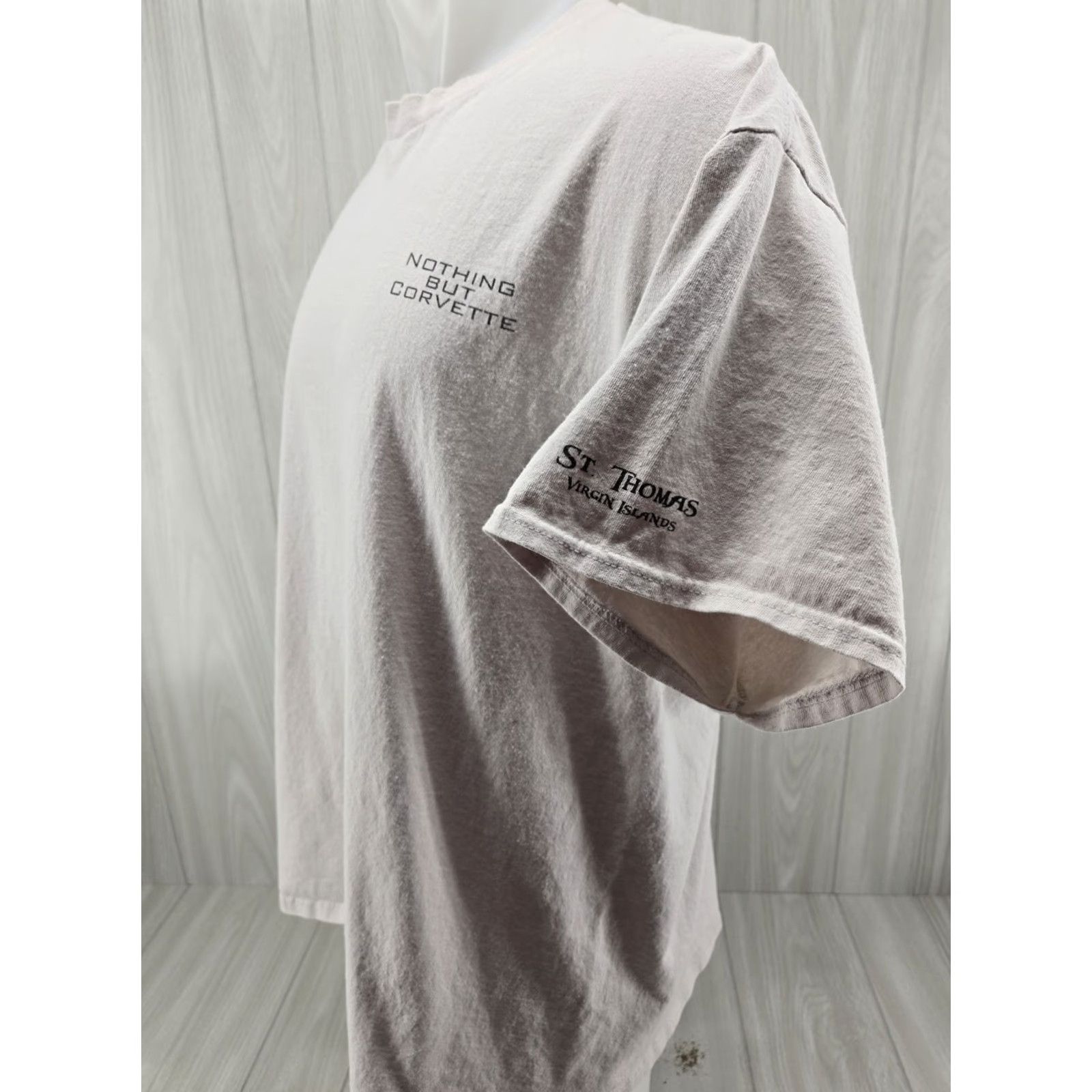 Gildan VINTAGE Nothing But Corvette Chevrolet St Thomas Virgin Islands T Shirt 2XL Mens Cream Distressed 2XL Short Sleeve Crew Neck Cotton T-Shirt Size US XXL / EU 58 / 5 - 4 Thumbnail