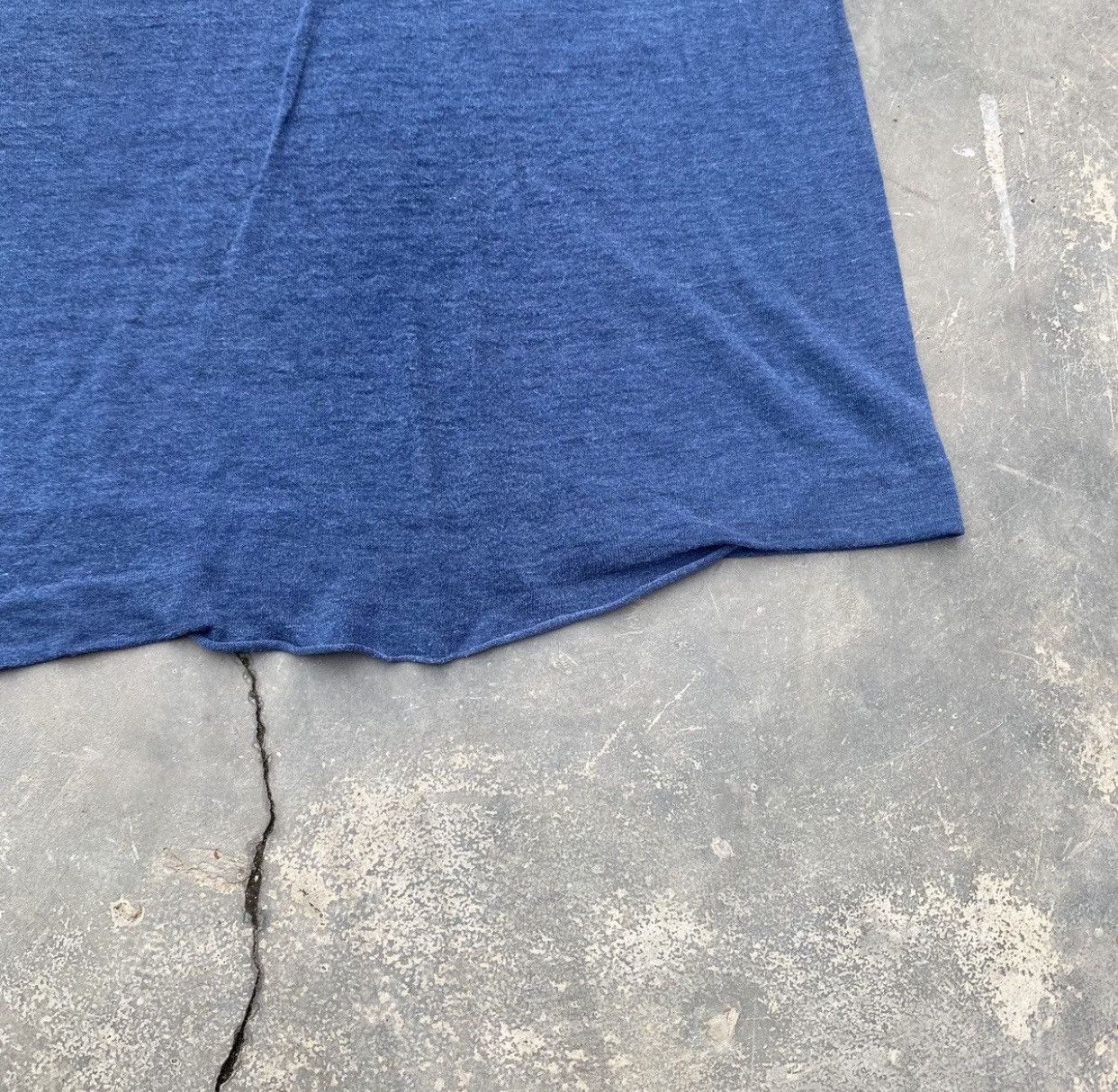 Vintage Distressed Paperthin MAC-11/9 SMG tee Size US XL / EU 56 / 4 - 6 Thumbnail