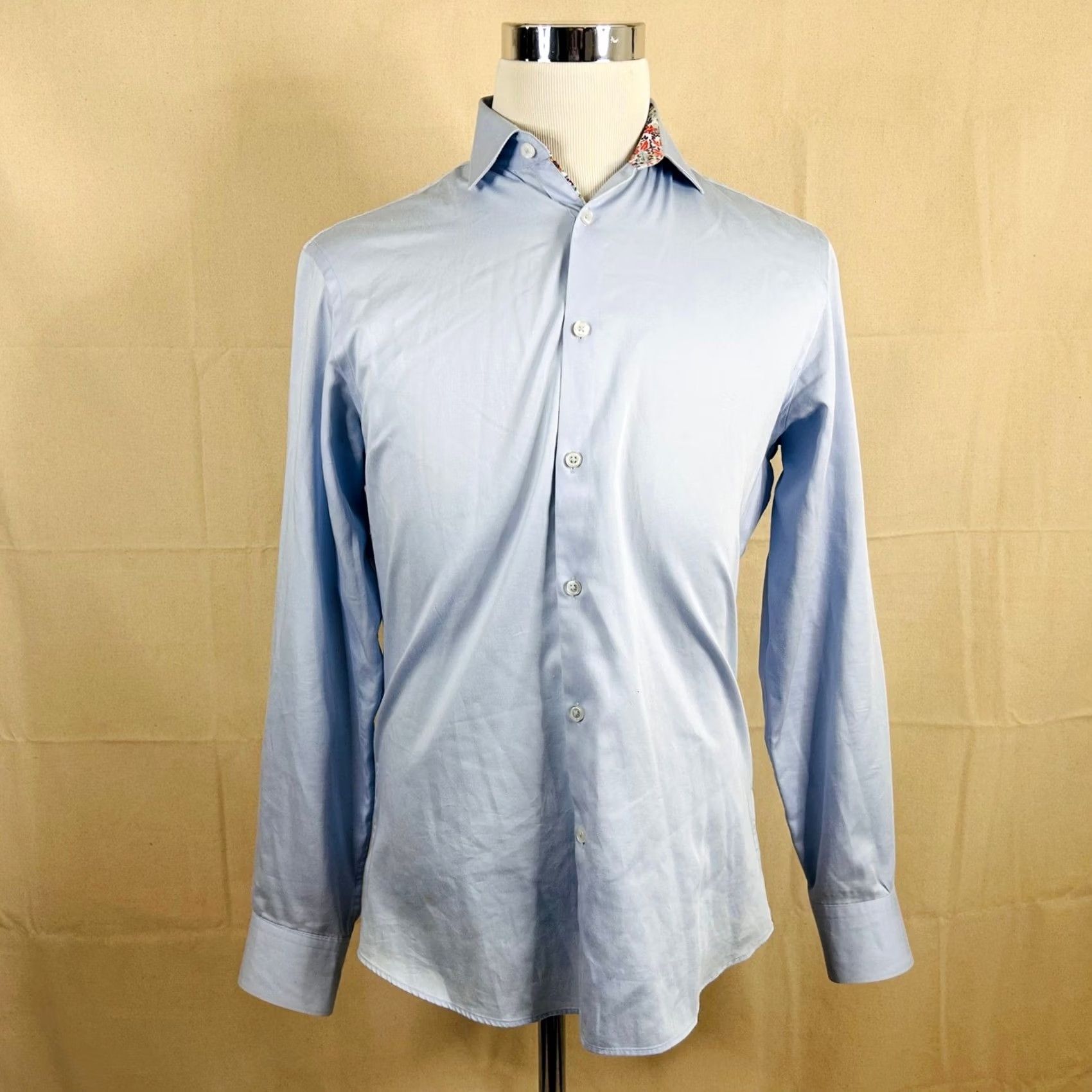 Vintage TM Lewin Dress Shirt Light Blue Floral 15.5 34.5 Slim 100% Cotton Barrel Cuff Mens Size 42R - 2 Thumbnail