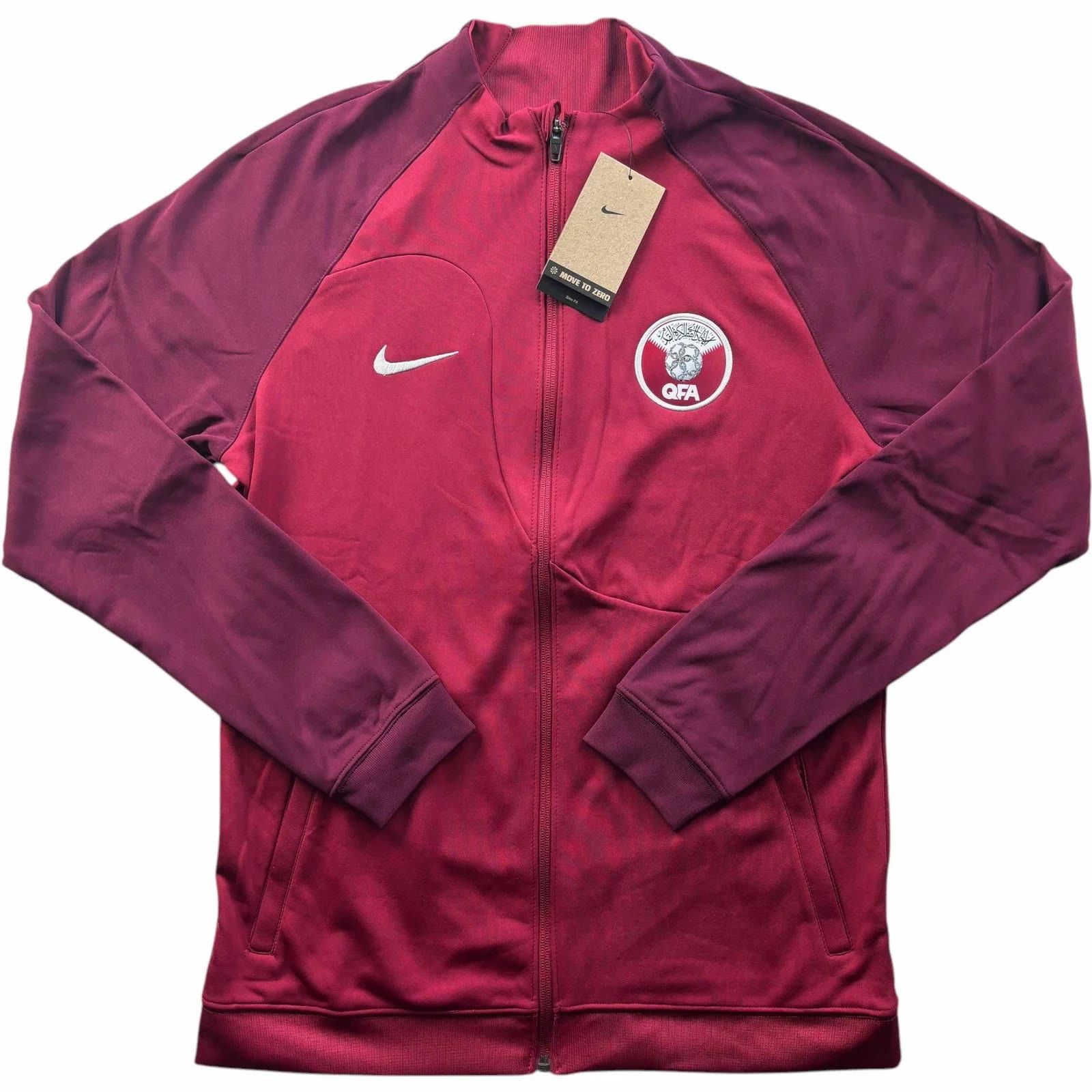 Nike NEW Qatar 2022-23 Nike Academy Pro top size M Size US M / EU 48-50 / 2 - 1 Thumbnail