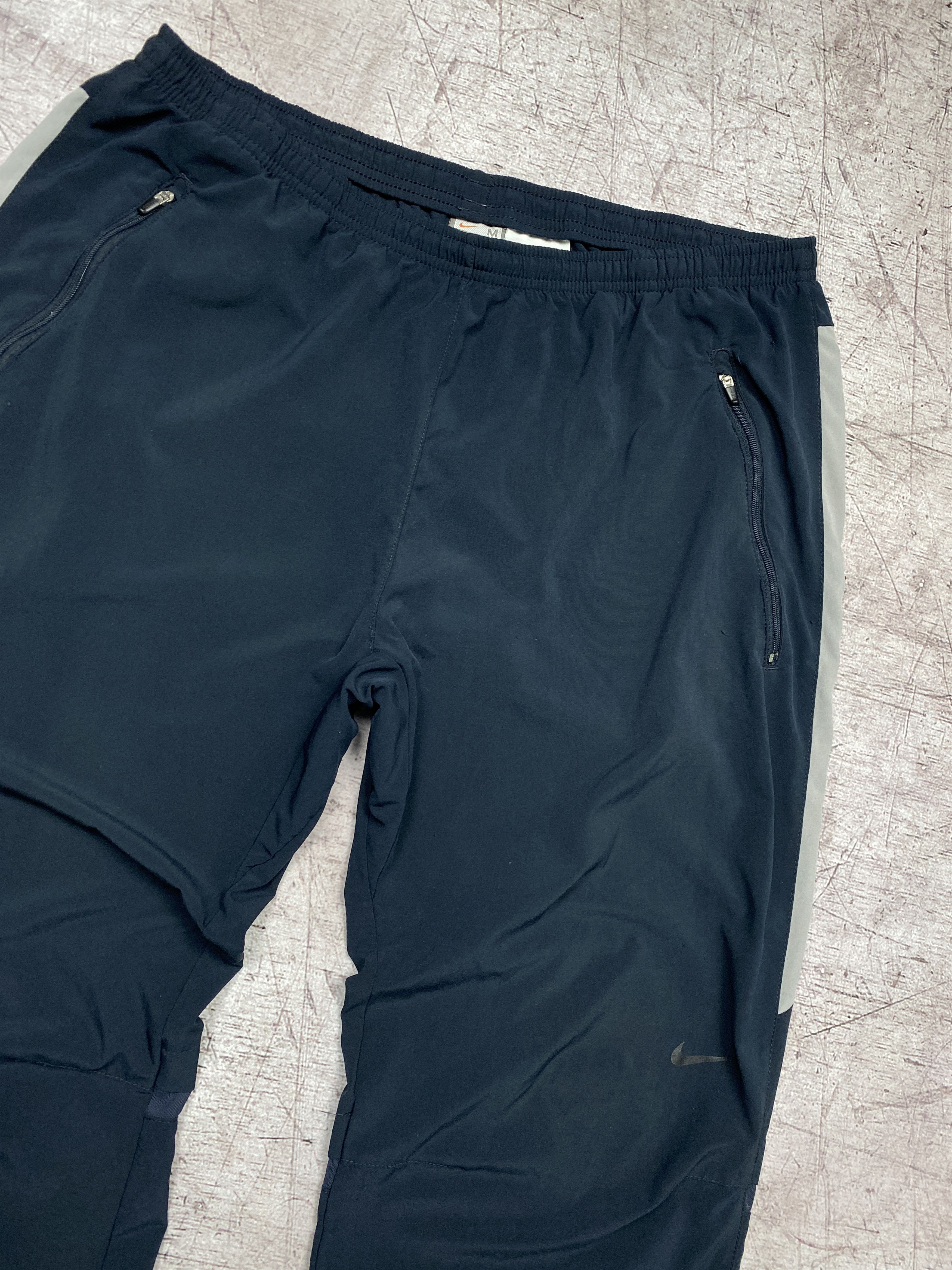 Nike × Vintage Nike Vintage Nylon Track Pants Size US 32 / EU 48 - 2 Thumbnail