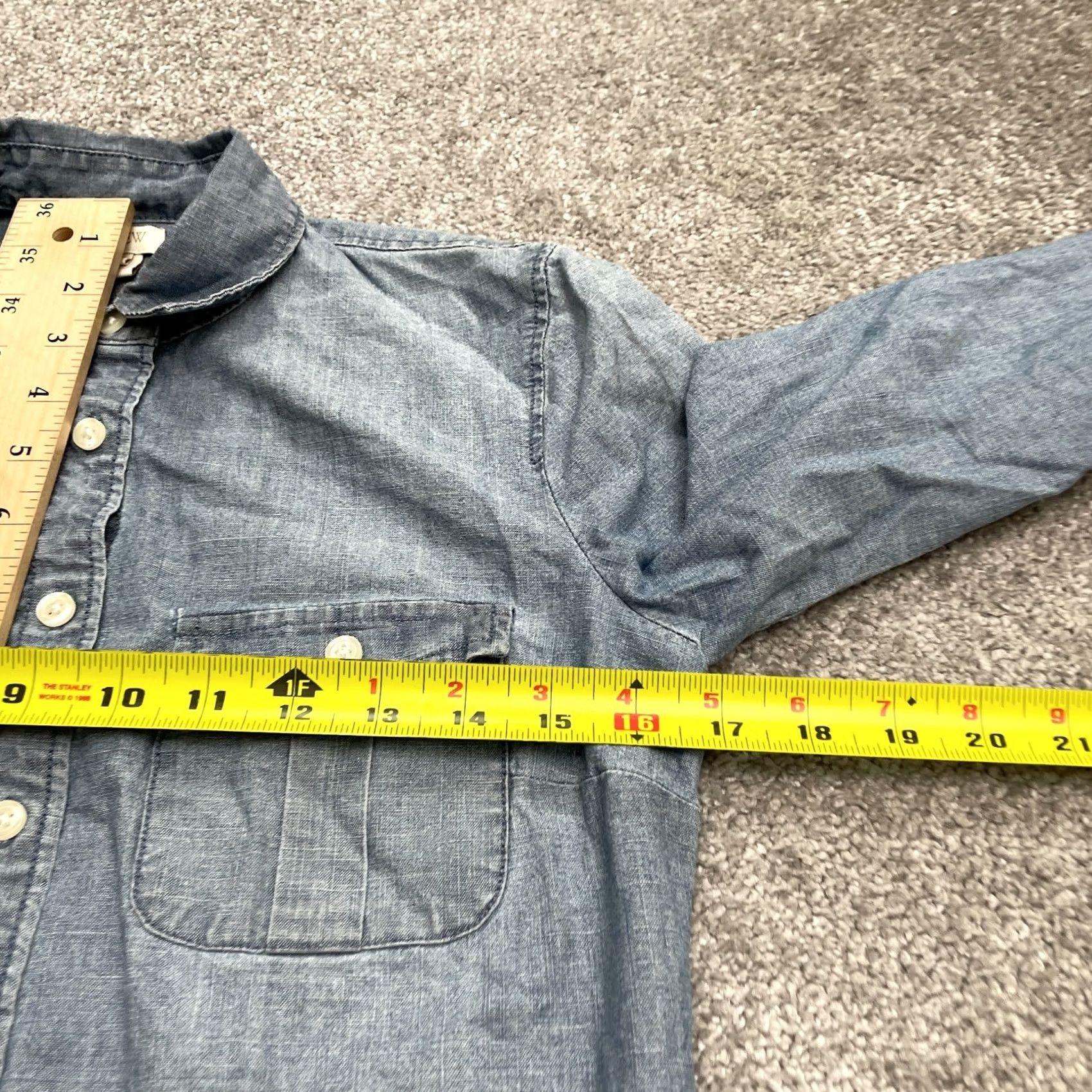 J.Crew J.CREW Button-Up Chambray Shirt Women XXS Blue Pocket Casual Size XXS / US 00 / IT 34 - 7 Thumbnail
