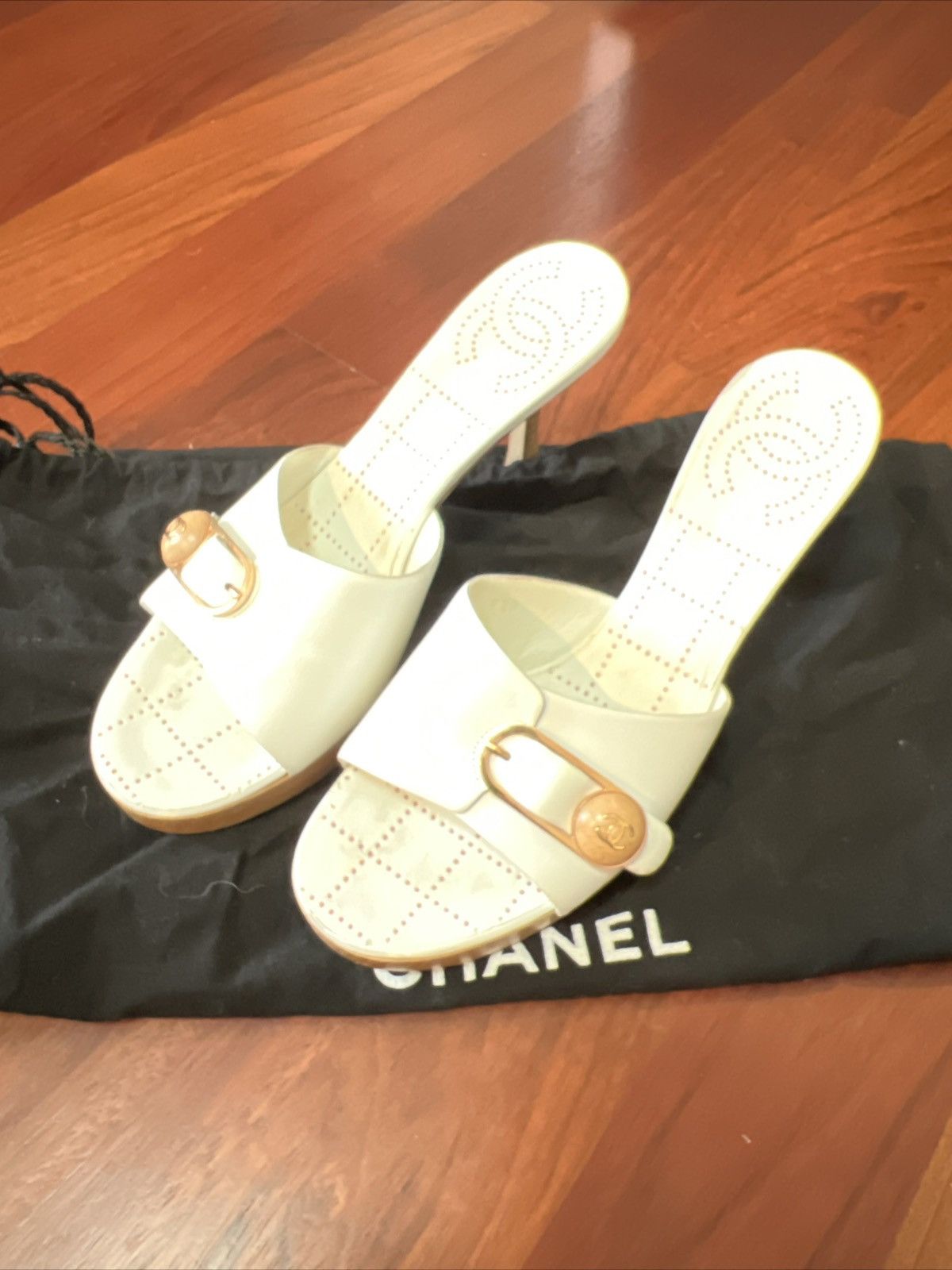 Vintage Chanel Wood Sole Heel White Gold Accents 38.5 Wmns