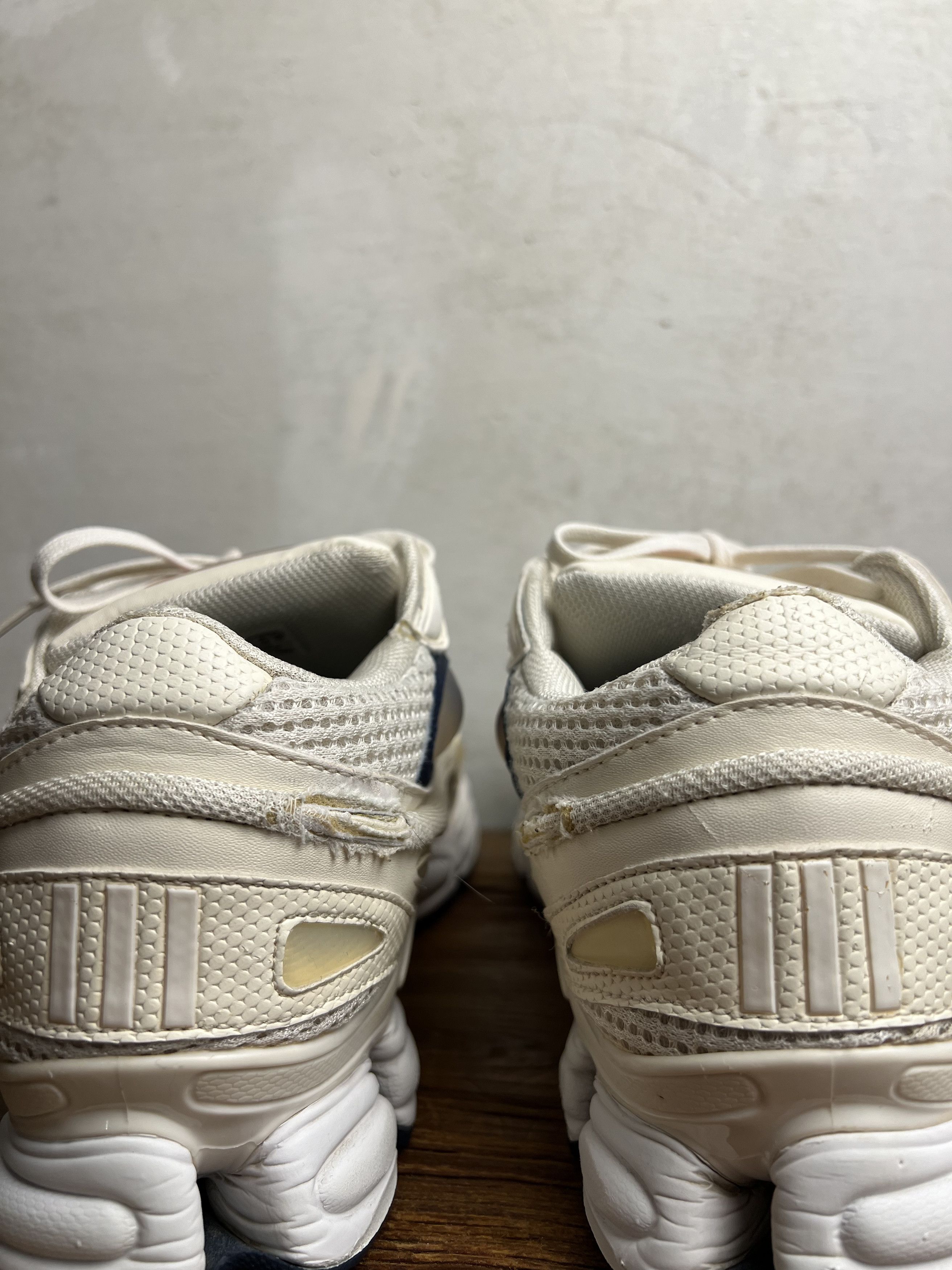 Adidas × Raf Simons Raf Simons x Adidas Ozweego 2 Chalk white Sneakers Size US 11 / EU 44 - 7 Thumbnail