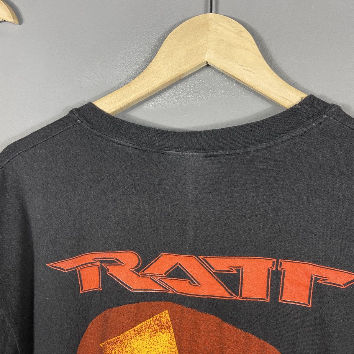 Band Tees Vintage 1990 Ratt Detonatour Tour Band T-shirt Size US XL / EU 56 / 4 - 6 Thumbnail