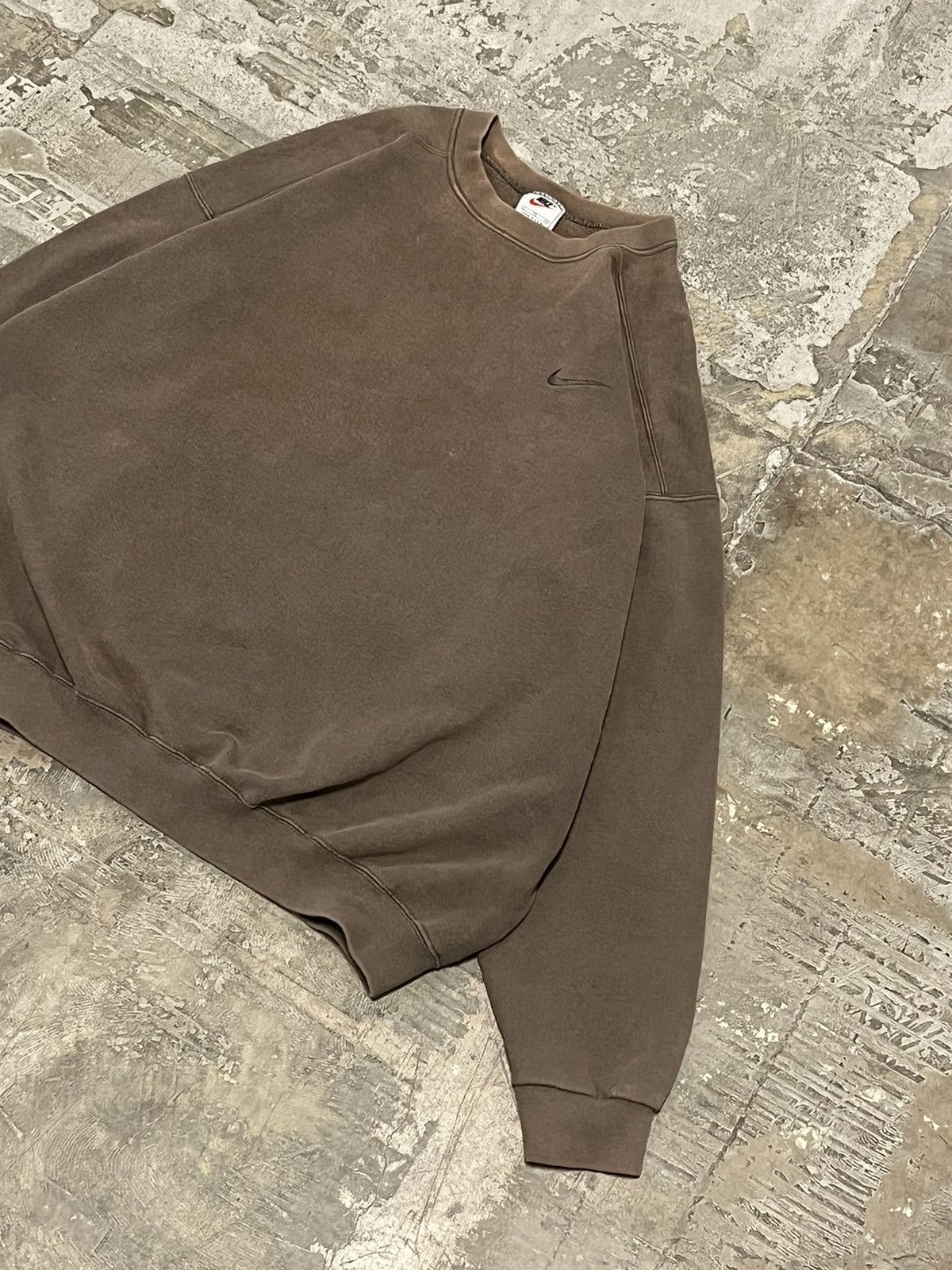 Nike × Vintage 90s Nike two tone mocha sweatshirt 90s rare earthtone hype Size US XL / EU 56 / 4 - 2 Thumbnail