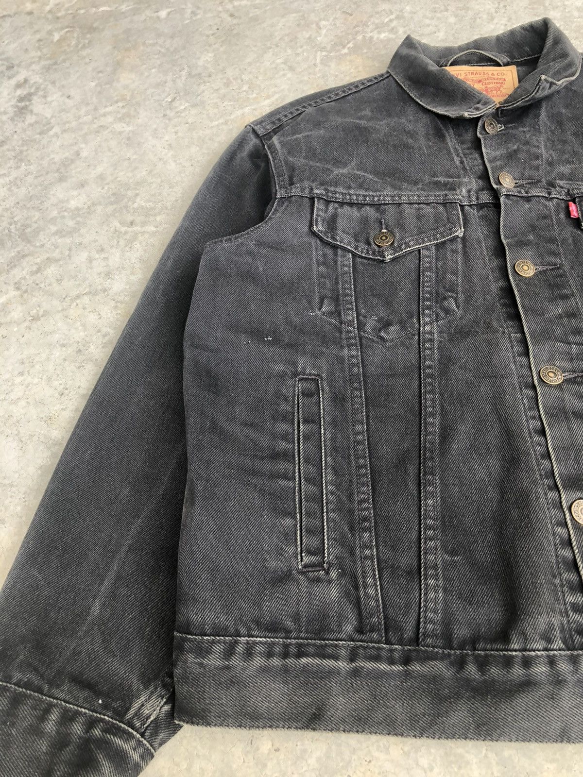 Levi's Vintage Levi’s Denim Jacket Distressed Size US L / EU 52-54 / 3 - 5 Thumbnail