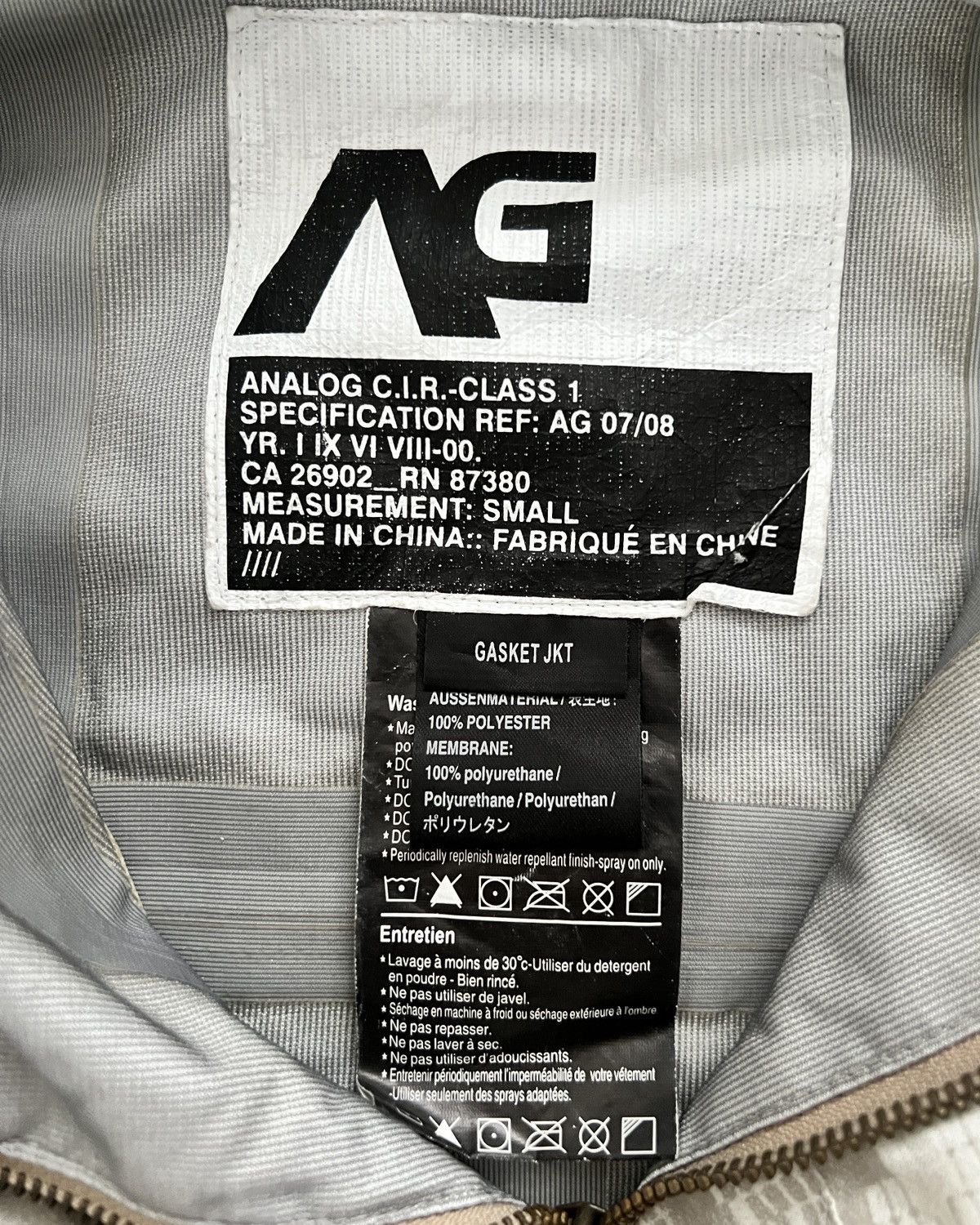 Analog Burton Analog FW2007 Waterproof Snow Camo 'Gasket' Jacket Size US S / EU 44-46 / 1 - 8 Thumbnail