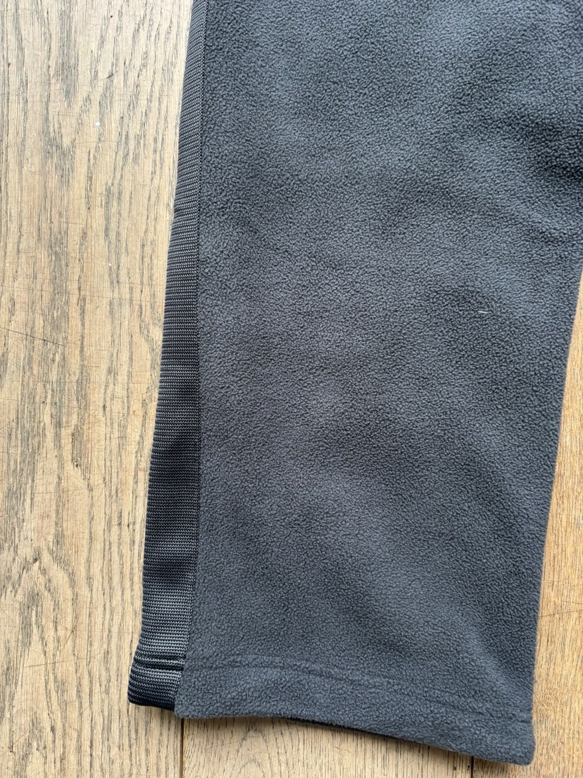 Needles Needles UNIQLO Fleece Sweat Pants Size Small Gray bottoms Size US 29 - 9 Thumbnail