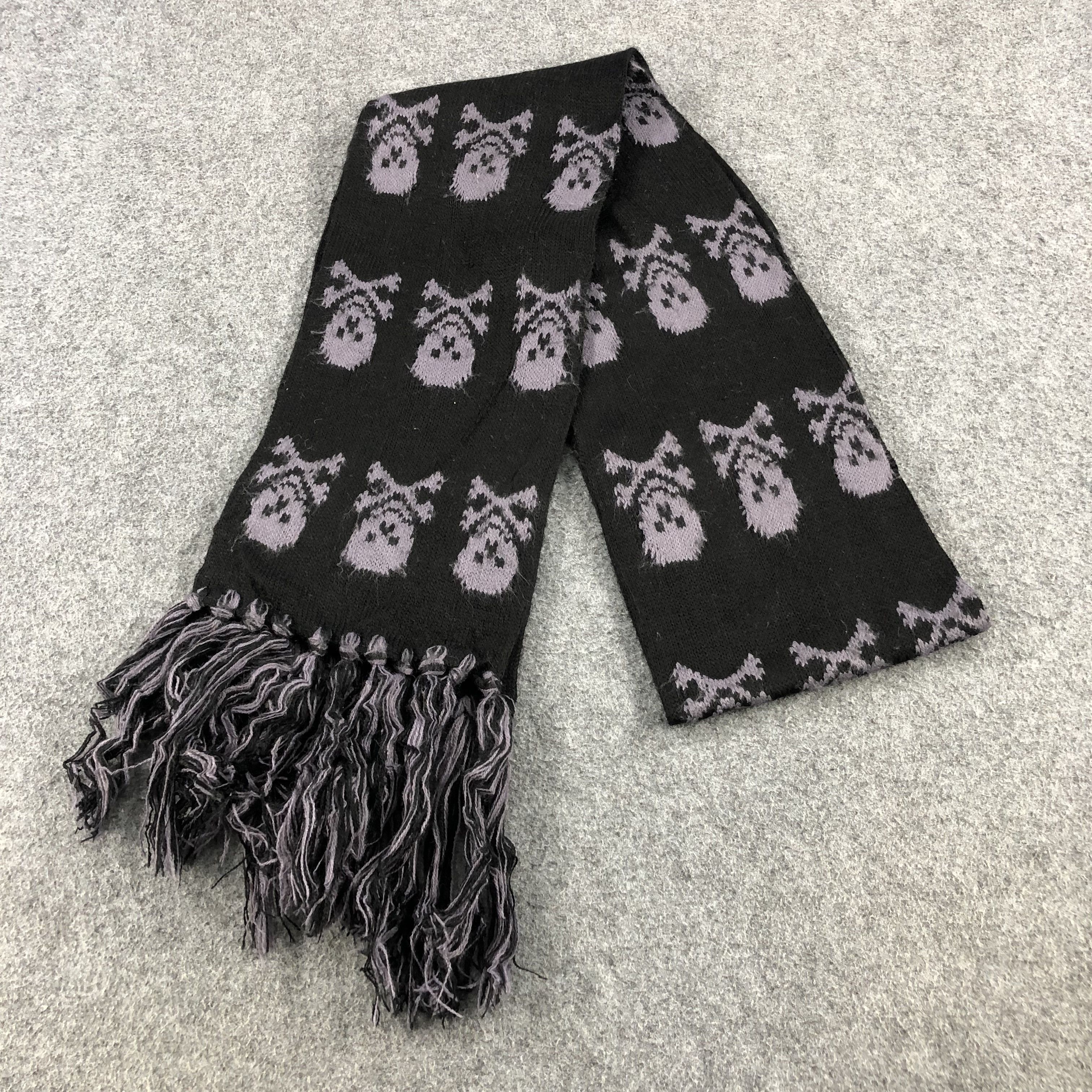 Seditionaries Jolly Roger Skulls and Bones Scarf Muffler Wool V593 Size ONE SIZE - 1 Thumbnail