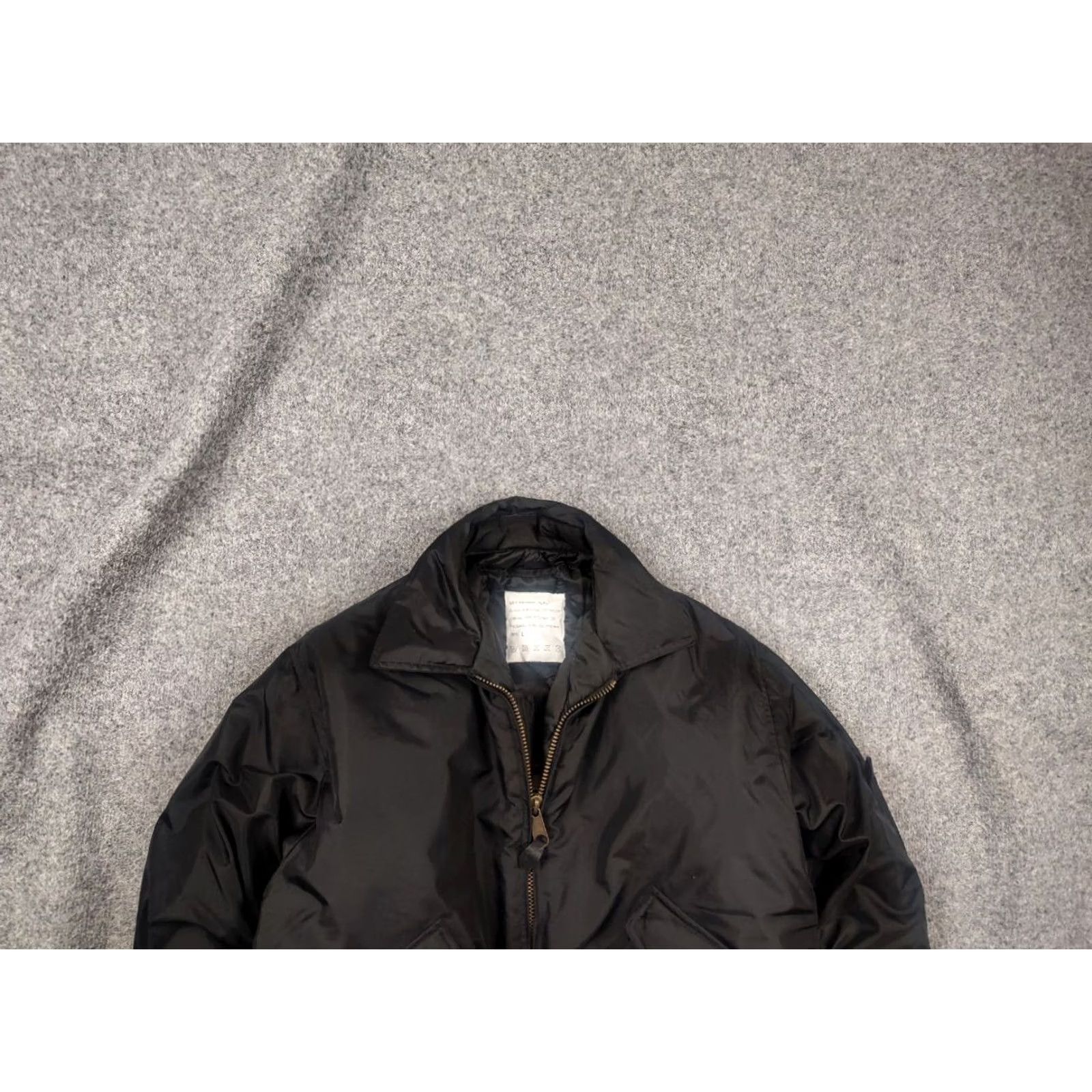 Vintage VINTAGE Air Force MA2 USA Flight Cold Weather Army Black Bomber Jacket Military Jacket Size US L / EU 52-54 / 3 - 2 Thumbnail