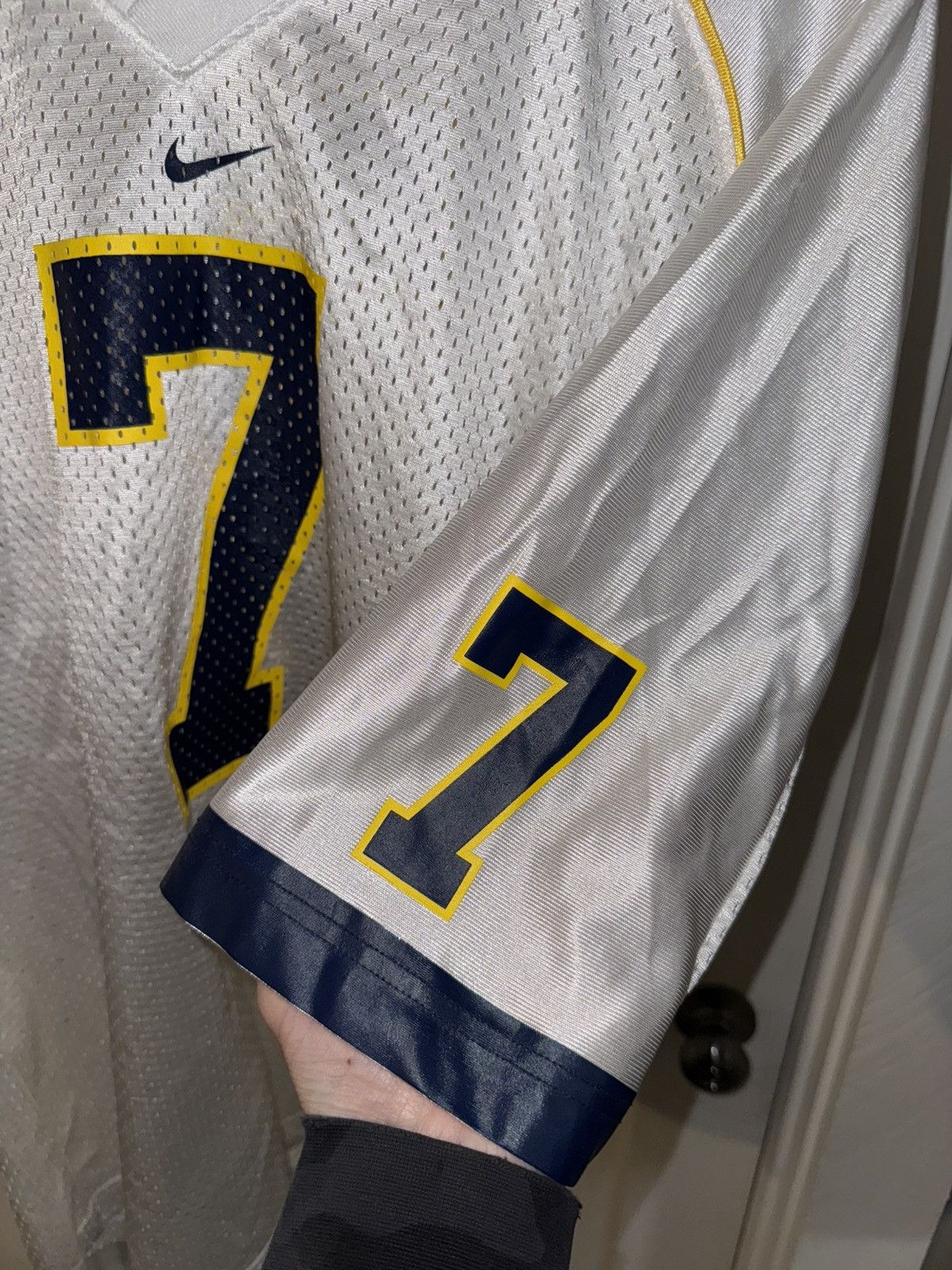 Nike × Vintage Vintage Michigan Wolverine’s Chad Henne #7 Nike Jersey Size US S / EU 44-46 / 1 - 3 Thumbnail