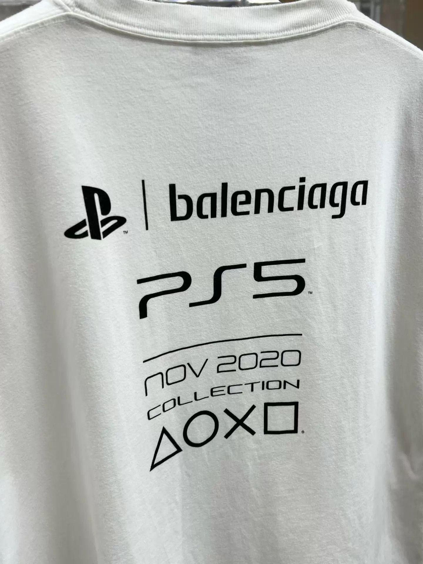 Balenciaga Balenciaga x PS5 White Loose Short Sleeve Tee M Size US M / EU 48-50 / 2 - 7 Thumbnail