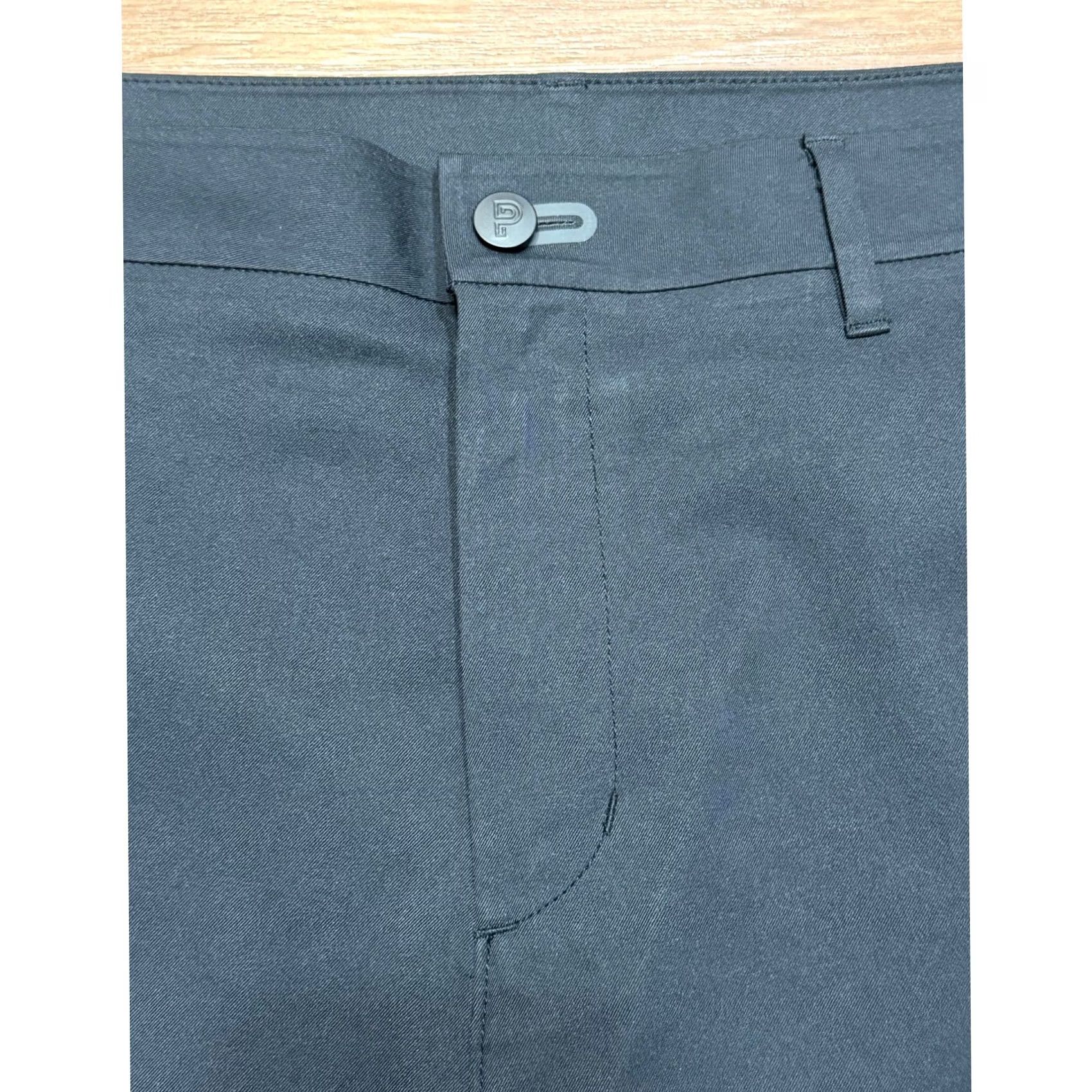 Vintage Public Rec Workday Chino Performance 9" Shorts Black Mens Sz 40 Casual Workwear Size US 40 / EU 56 - 2 Thumbnail