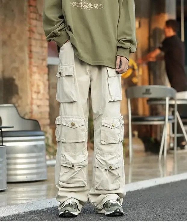 image of Multipocket Y2K Hiphop Cargo Pants in Beige, Men's (Size 29)