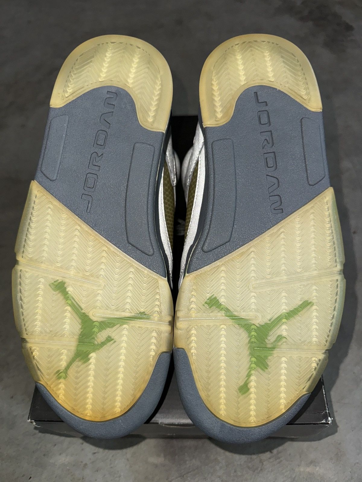 Jordan Brand (Deadstock) Retro (2006 Release) Jordan 5 Green Bean Size US 9.5 / EU 42-43 - 9 Thumbnail