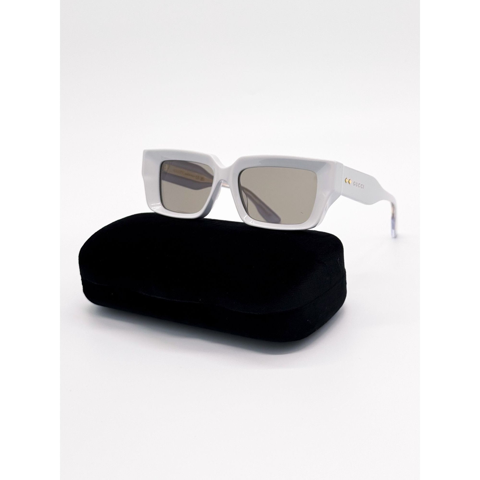 Gucci NEW GUCCI SUNGLASSES GG1529S 004 GRAY UNISEX EYEWEAR Size ONE SIZE - 1 Thumbnail