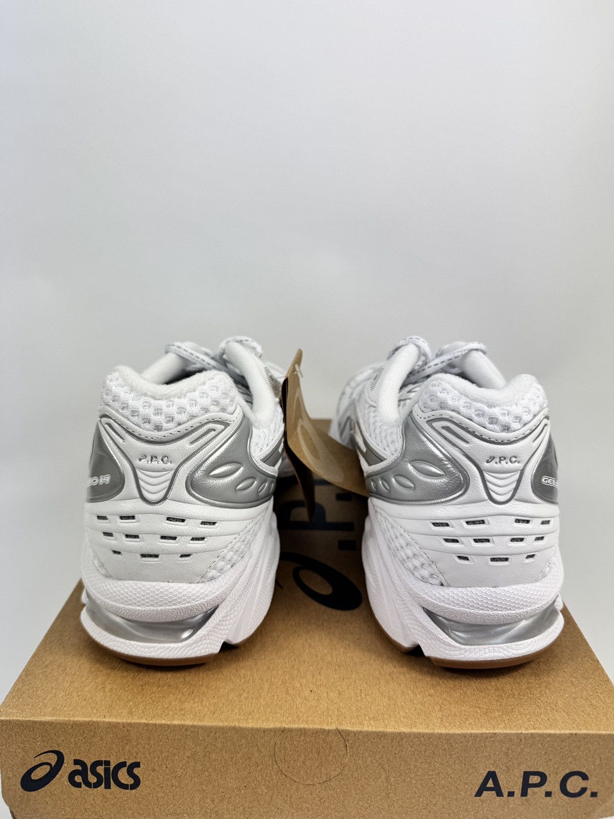 A.P.C. × Asics GEL KAYANO 14 SNEAKERS Size US 10 / EU 43 - 4 Thumbnail