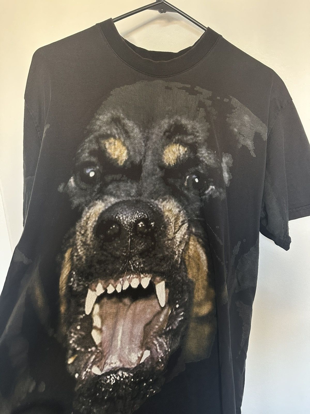 Givenchy Givenchy Rottweiler t shirt Size US L / EU 52-54 / 3 - 2 Thumbnail